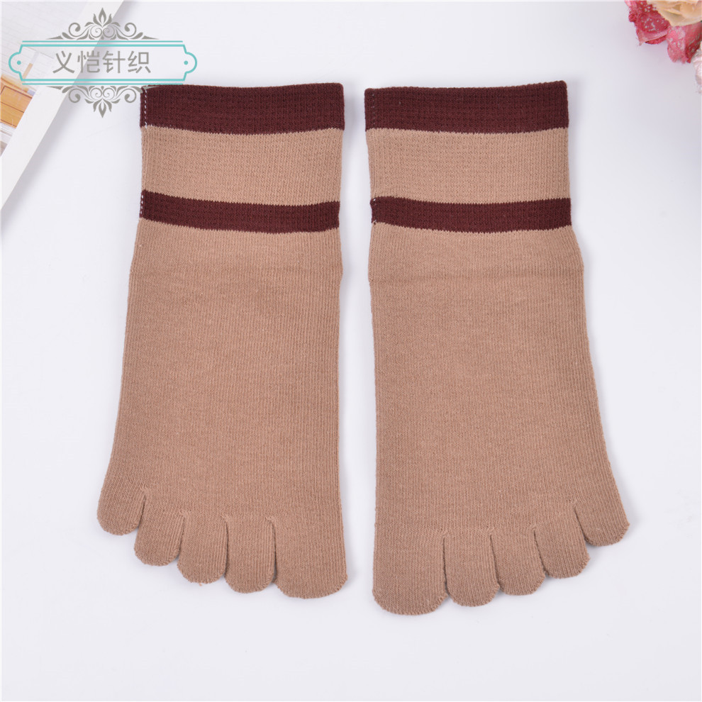 Women's Two-Color Sweat-Absorbing Mid-Tube Small White Shoes Must Have Five Fingers details Picture