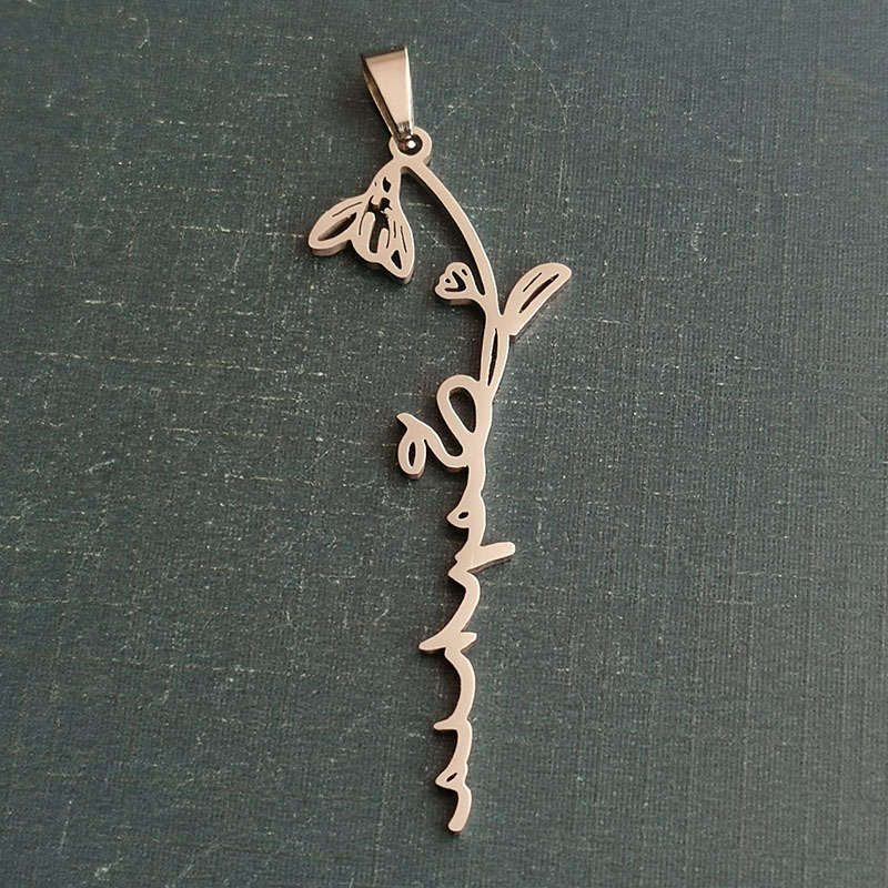 Titanium steel plated real gold vintage three-dimensional leaf flower pendant DIY handmade accessories accessories materials December flowers