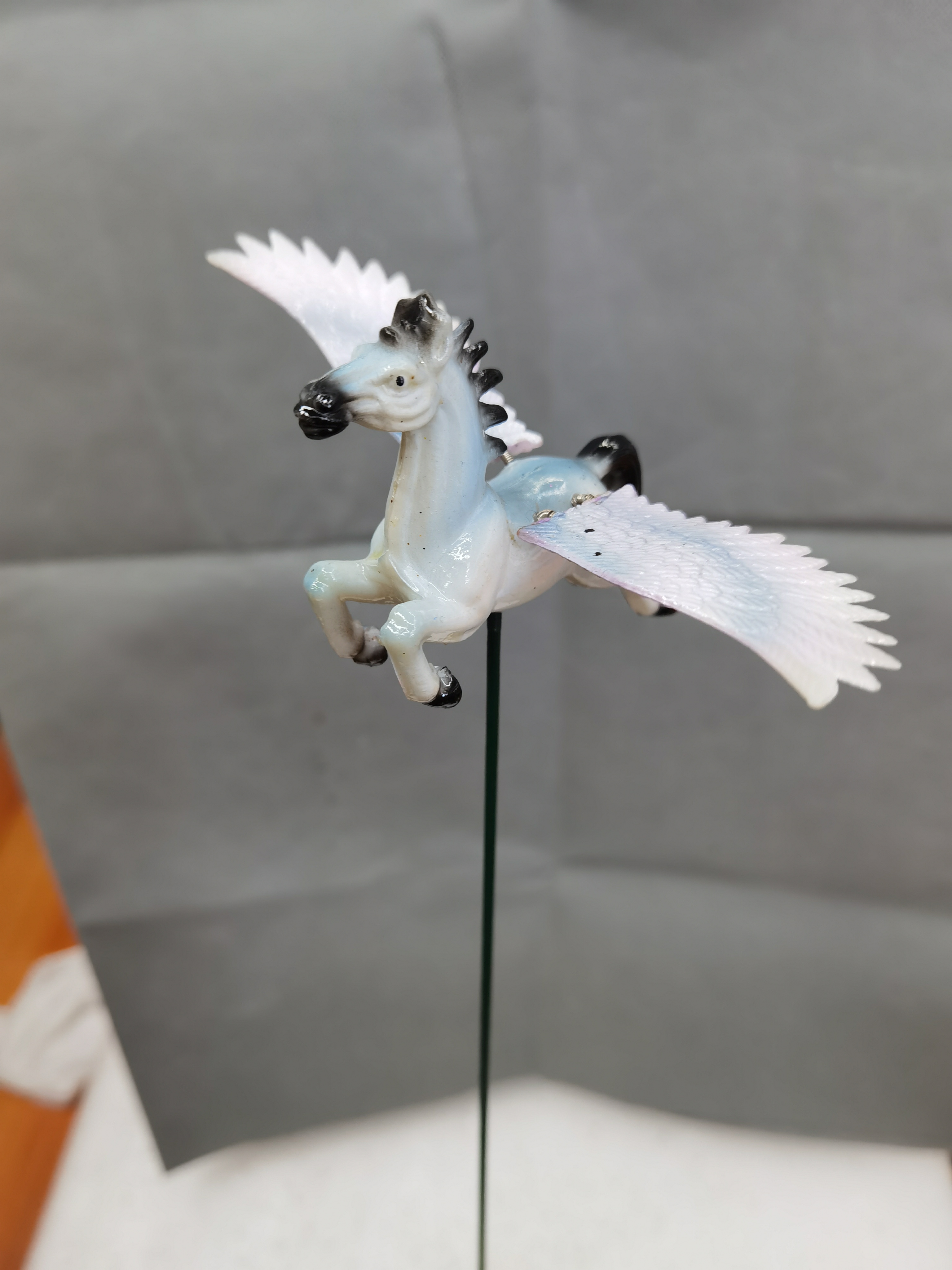 Garden Style Pegasus Plug-In Garden Villa Decoration Ironwork Flower Insertions Gardening Grocery Crafts Decorative Crafts Specification drawing