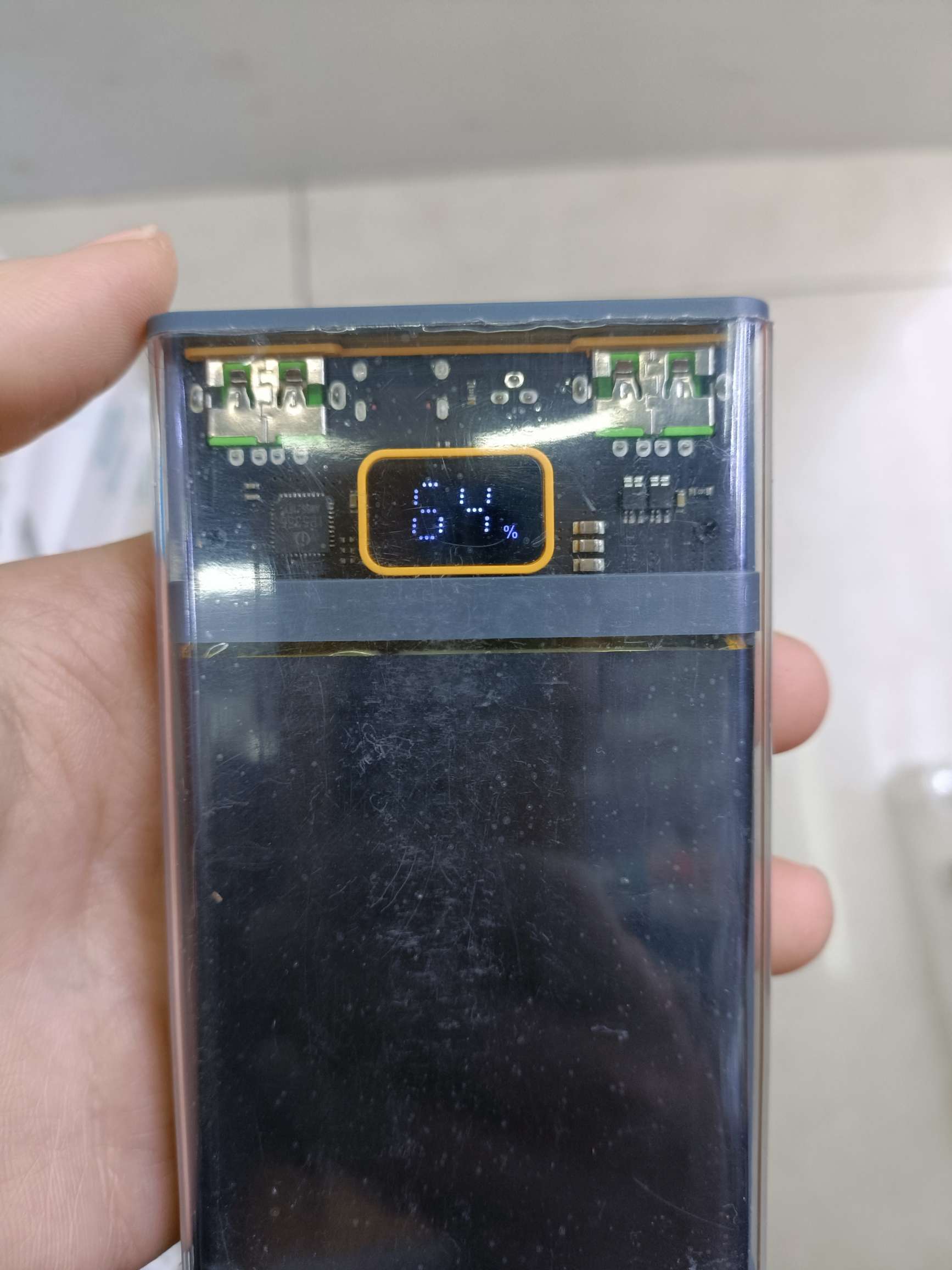Transparent case charging bank mobile power supply 10000 MA Item Picture