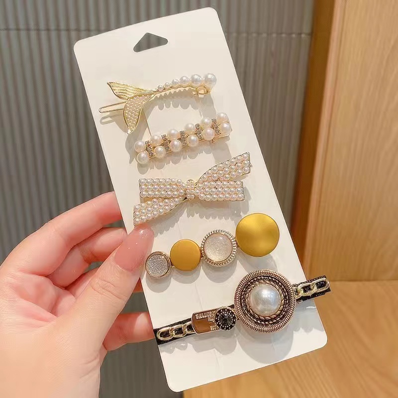 The 2023 new water diamond hair clip, side one-piece clip, Korean girl bangs hair clip pic 1