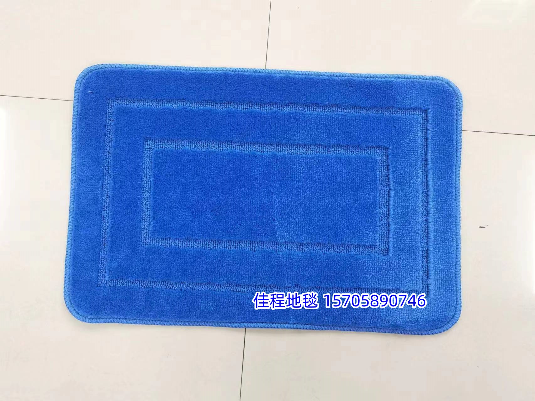The new round frame twisted floor mat, carpet floor mat, door mat, interior mat, jacquard floor mat, kitchen mat, anti-slip mat, high and low circle floor mat are of good quality. There are multiple styles and colors. The size is 40*60CM Application Scenario