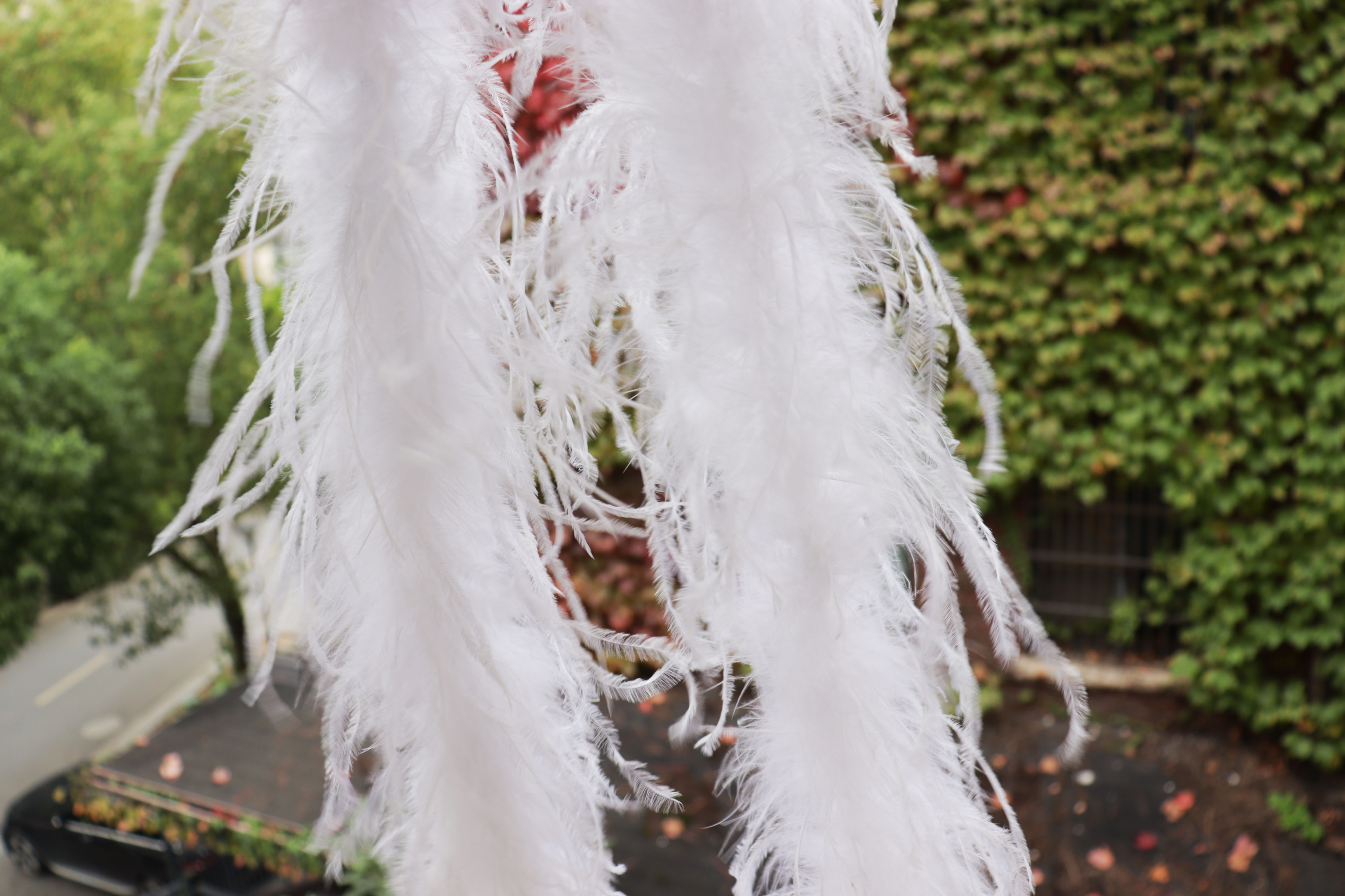 Diy Wedding Decoration Colorful Ostrich Plush Strip 2M Long Width 10~13Cm Color Optional Application Scenario