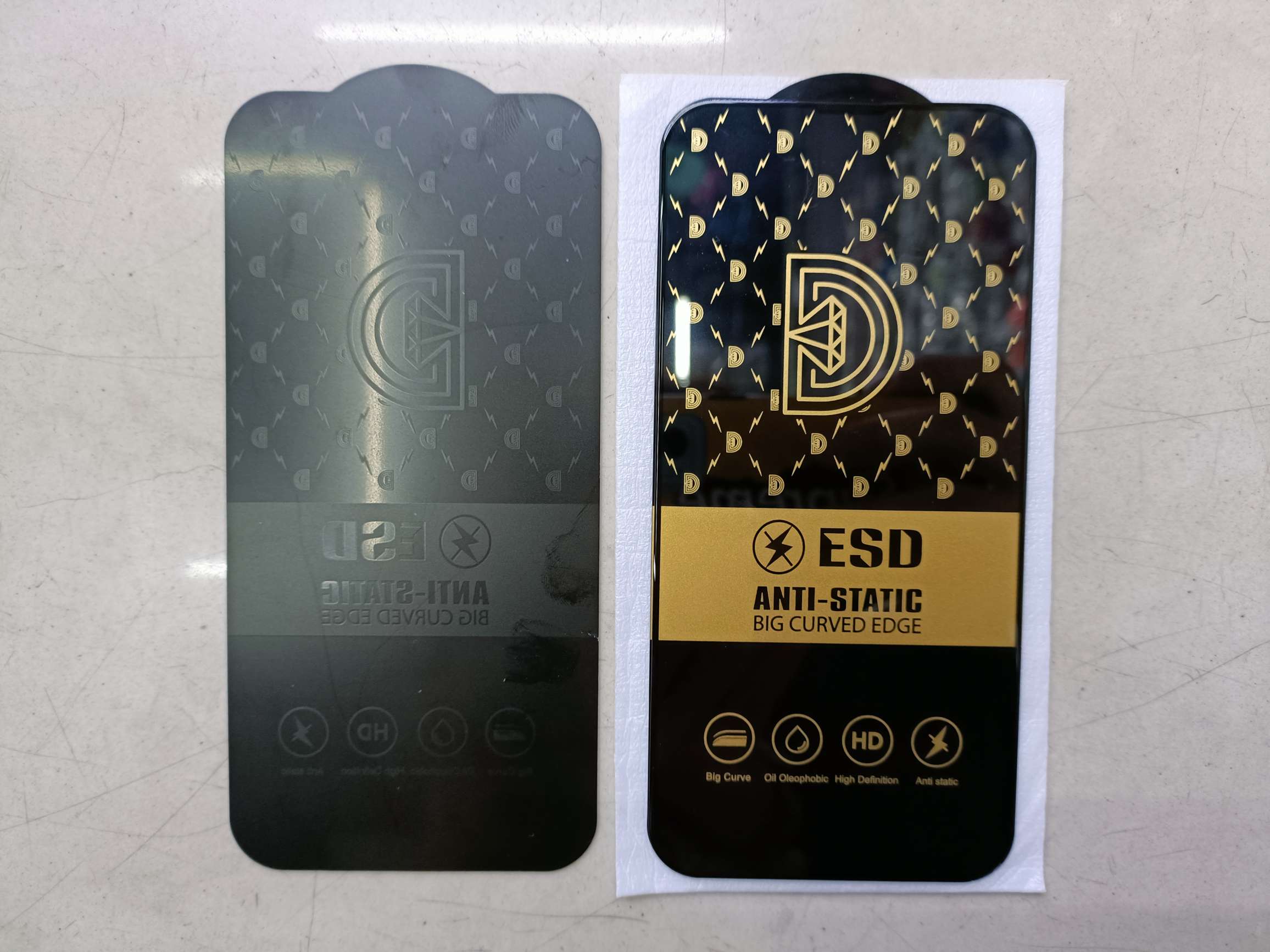 Royal gold diamond anti-static screen printing tempered film mobile phone tempered film