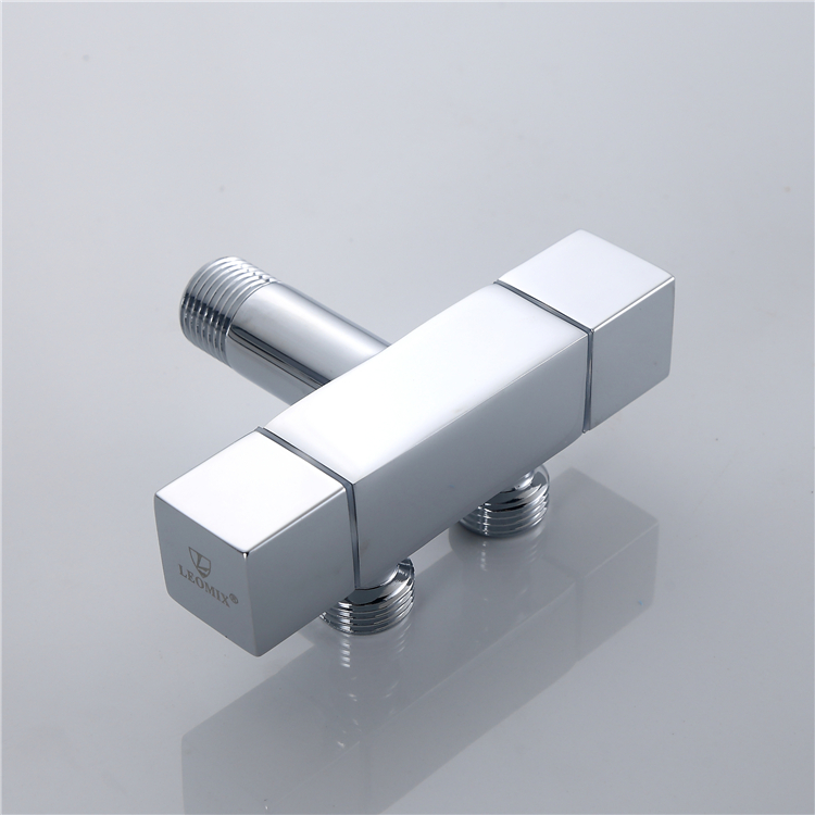 Double outlet square brass angle valve