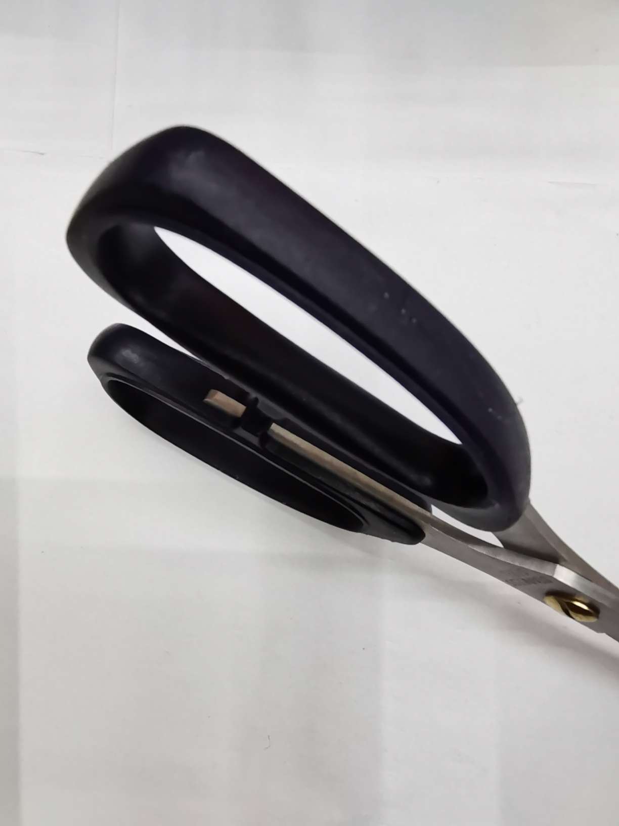 Powerful scissors, department store scissors, hardware tools, knives, scissors, kitchen scissors, stainless steel powerful scissors, household scissors undefined