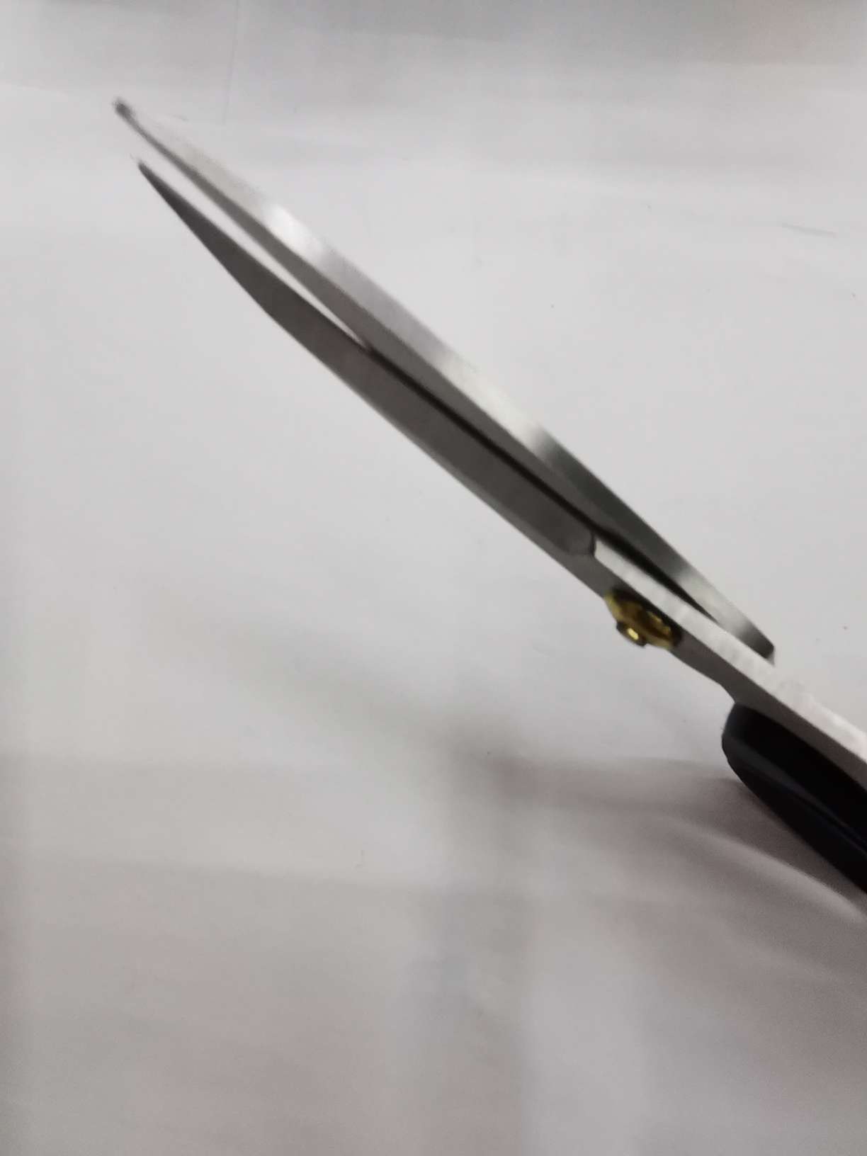 Powerful scissors, department store scissors, hardware tools, knives, scissors, kitchen scissors, stainless steel powerful scissors, household scissors undefined