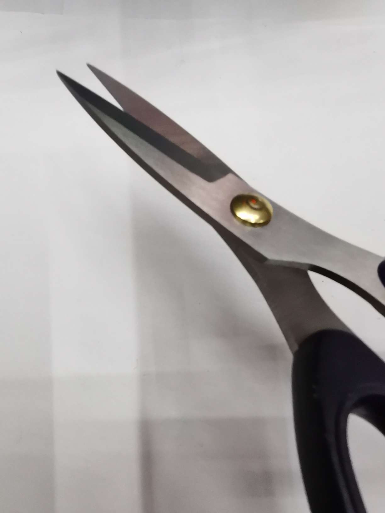 Powerful scissors, department store scissors, hardware tools, knives, scissors, kitchen scissors, stainless steel powerful scissors, household scissors undefined