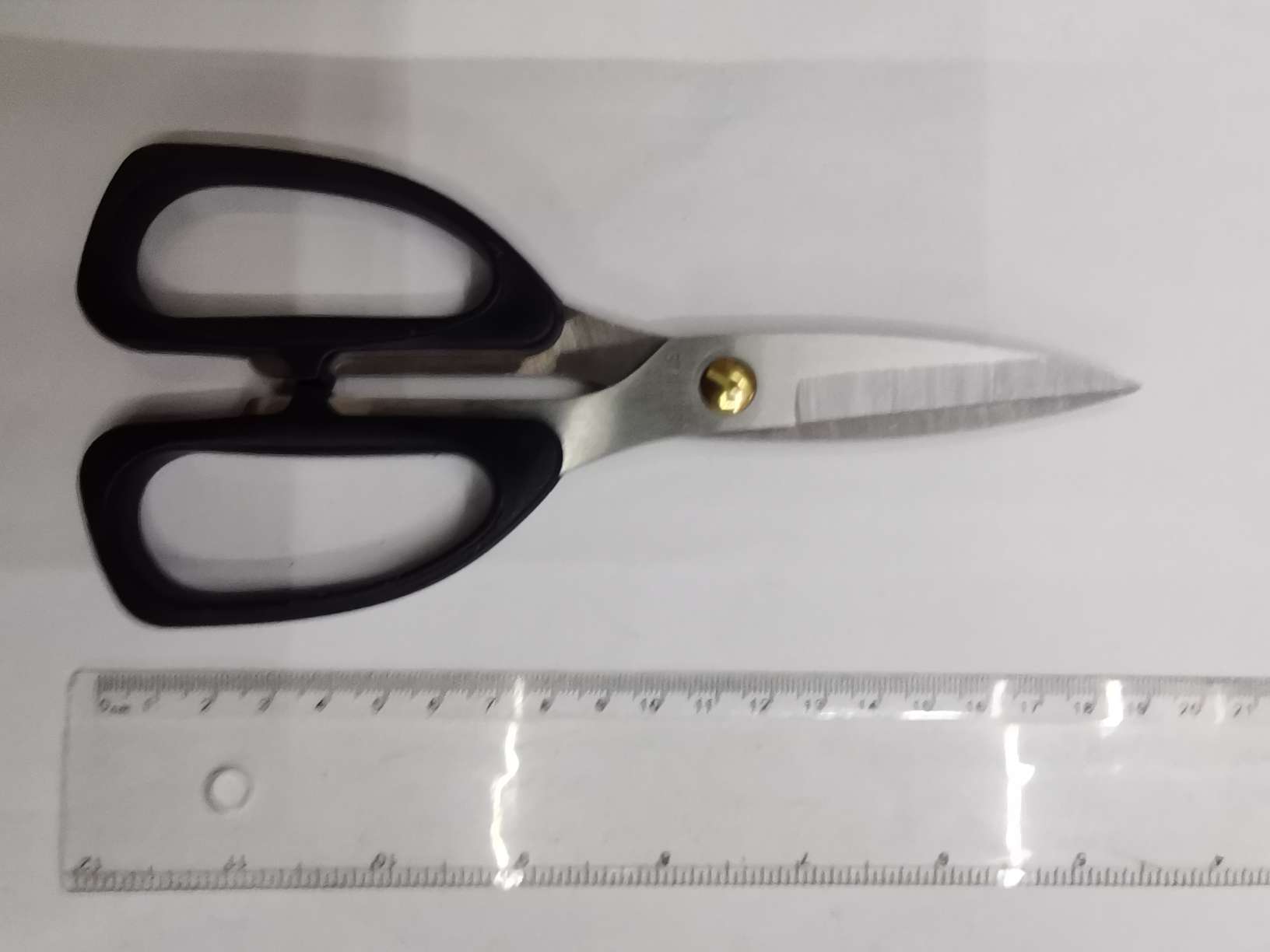 Powerful scissors, department store scissors, hardware tools, knives, scissors, kitchen scissors, stainless steel powerful scissors, household scissors undefined