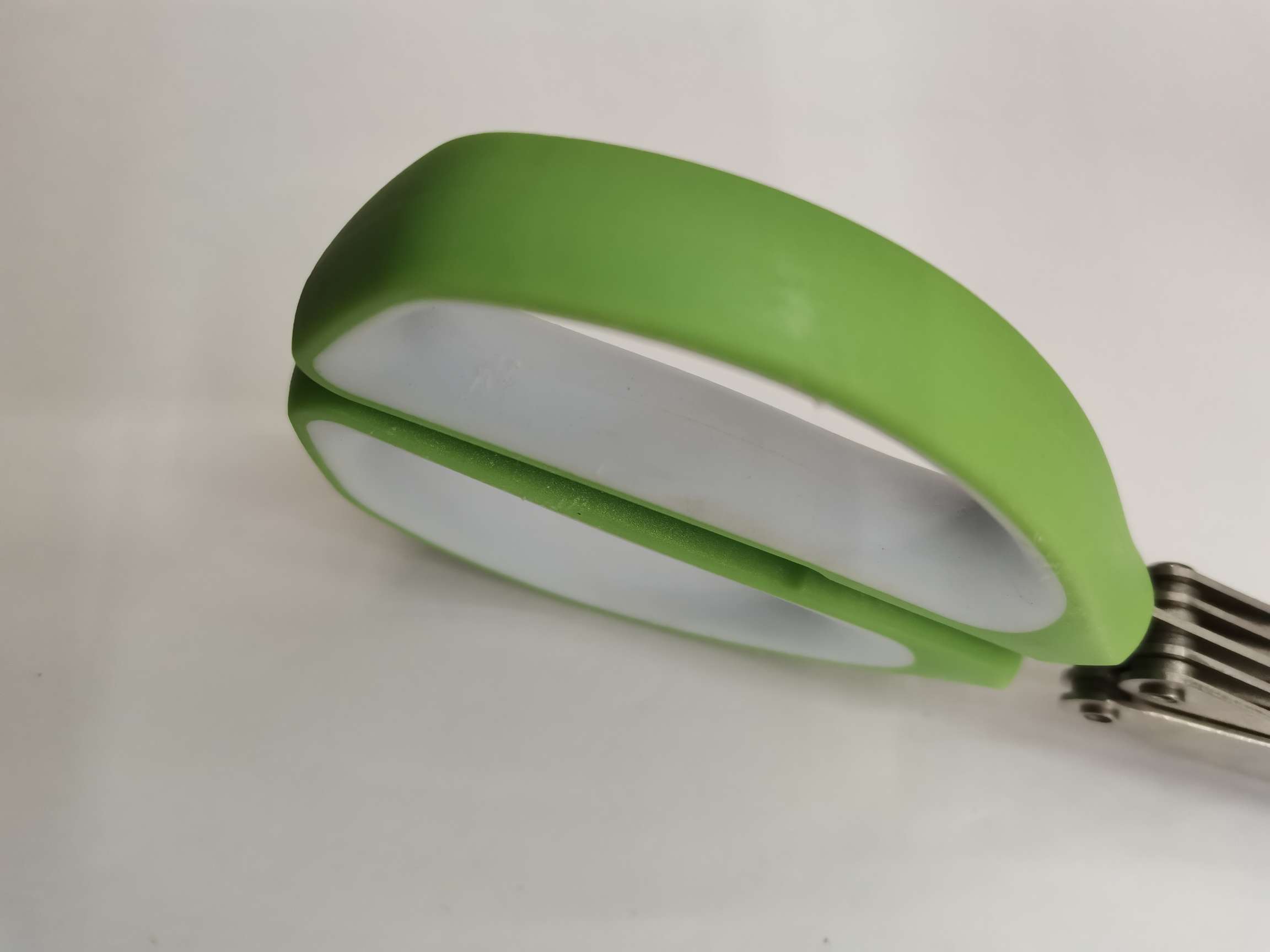 Paper shredders, stainless steel scissors, scissors, general merchandise scissors, hardware knives, cutting tools, five-layer scissors, scallion scissors undefined