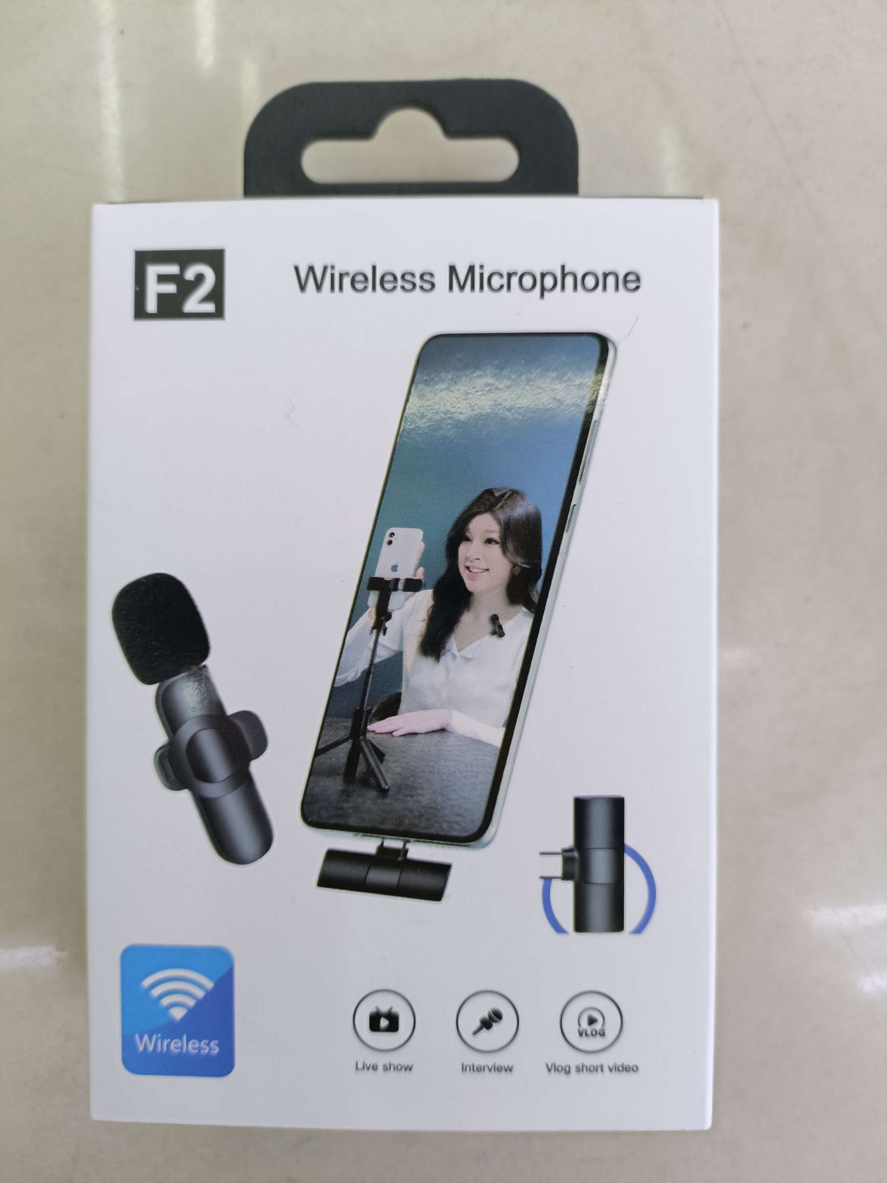 F2 Type-C one drag one wireless lapel microphone with charging full figure