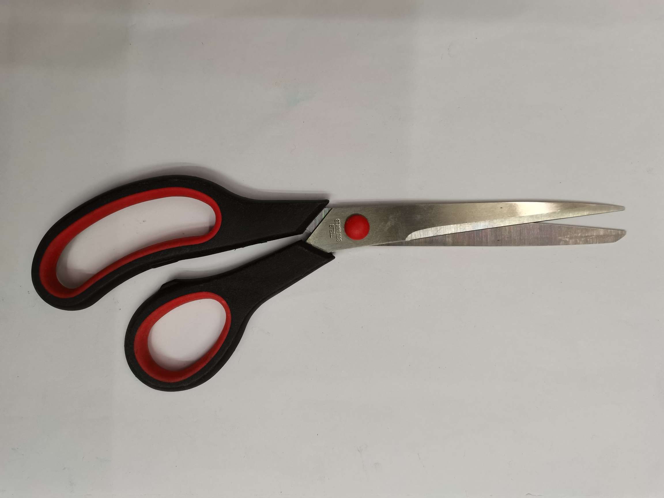 Rubber and plastic scissors, office and educational scissors, hardware knives, kitchenware knives, tools, scissors, hardware tools, stainless steel scissors, large scissors details Picture