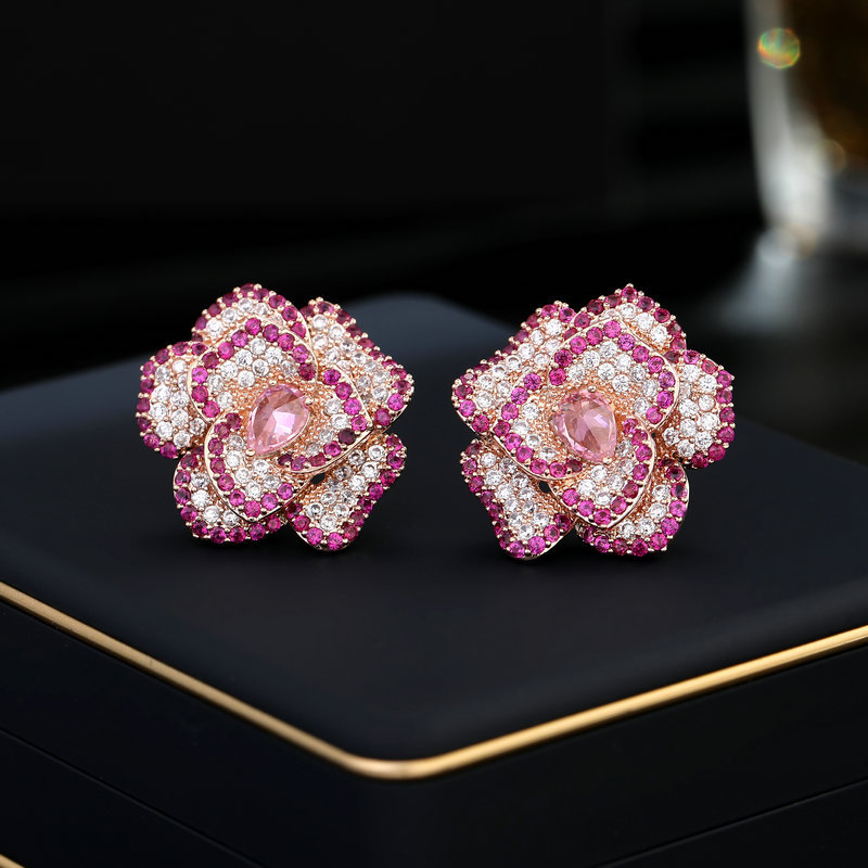 Light luxury high sense rose earrings tide s925 silver needle flowers superflash zircon Mosaic three-dimensional camellia