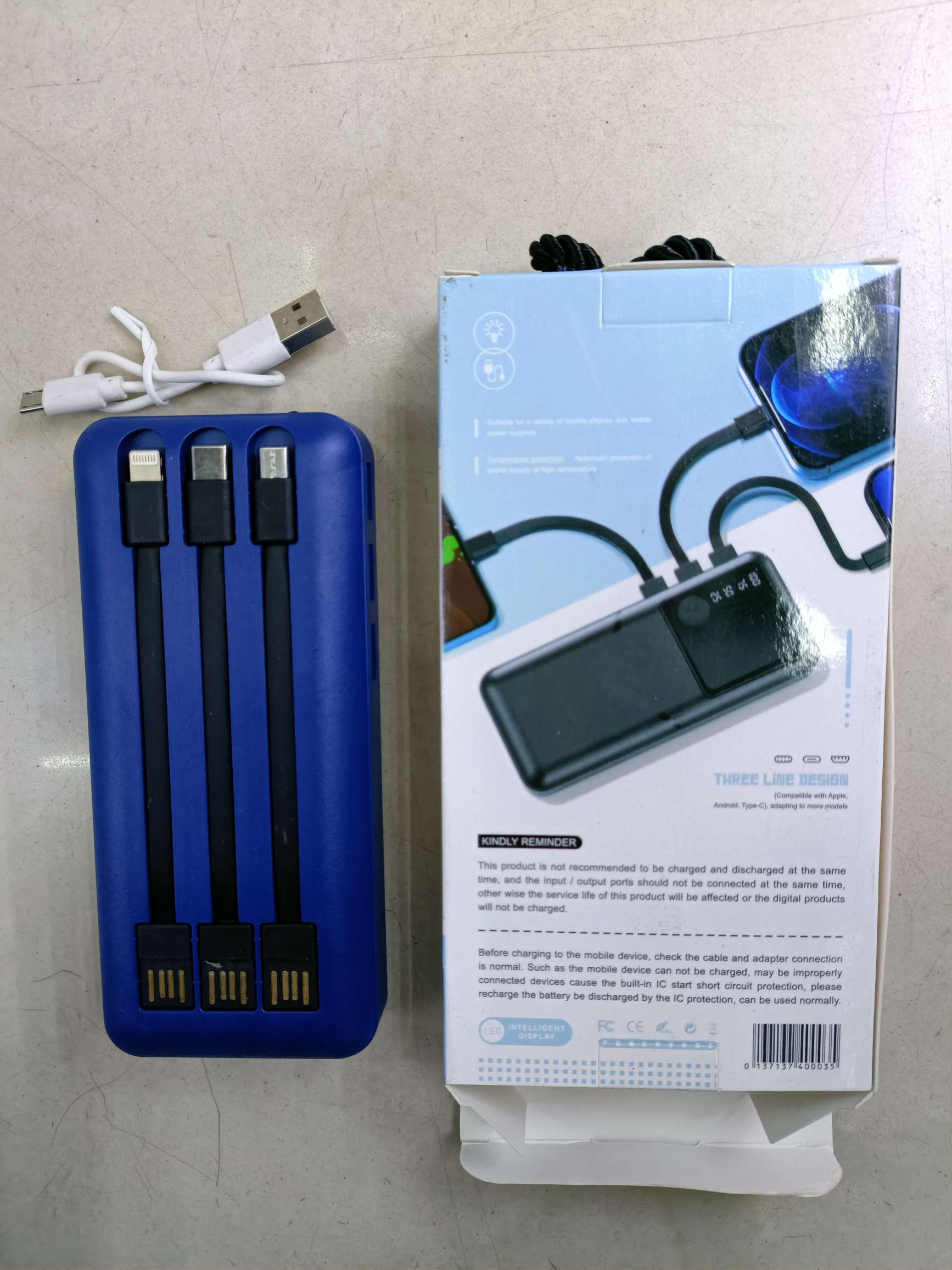 Removable three-wire charging bank with light mobile power supply details Picture