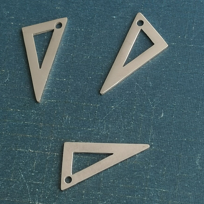 Stainless steel cut triangle ruler necklace pendant titanium steel DIY jewelry accessories school supplies cross-border foreign trade