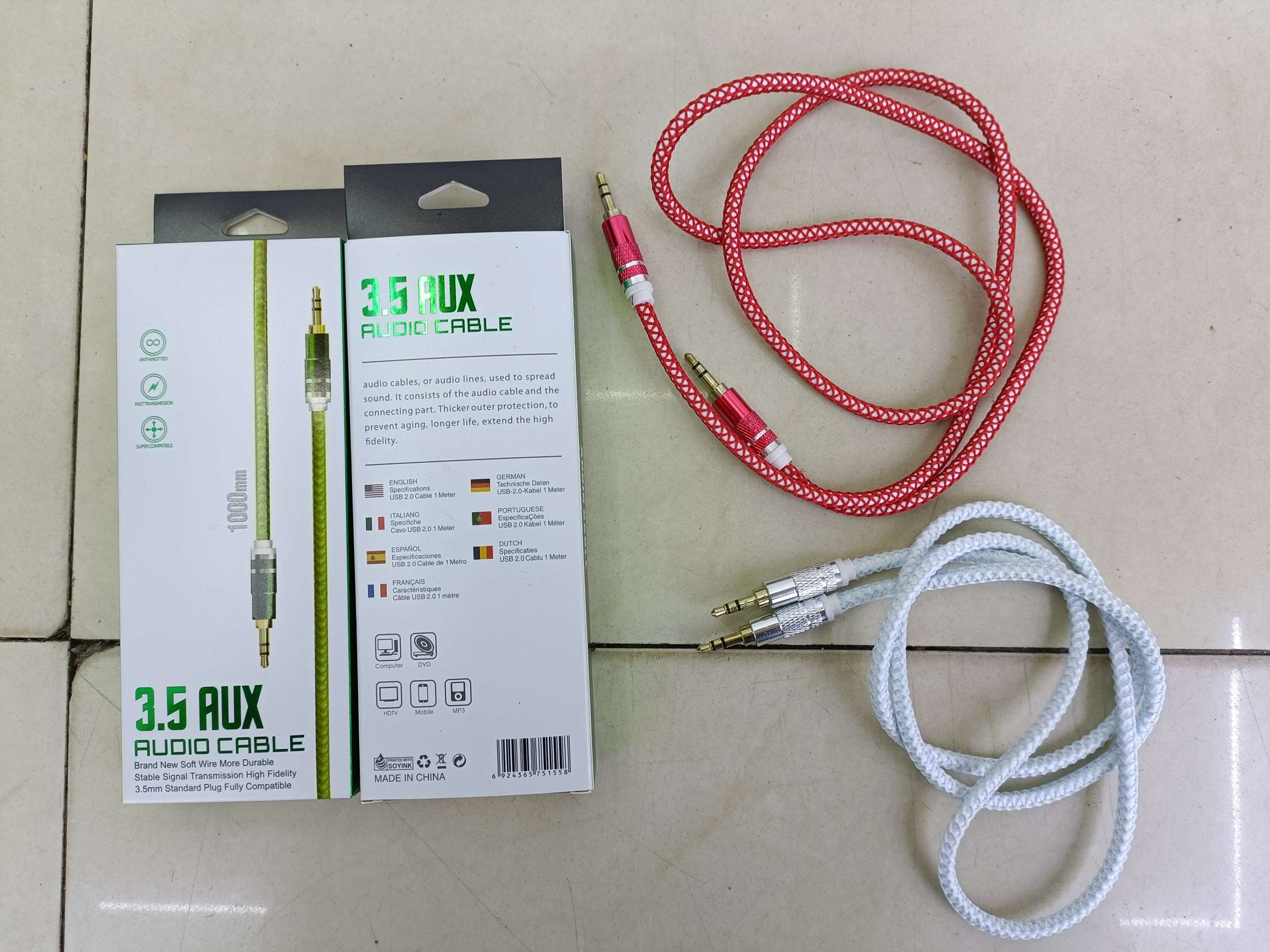Cabling hook AUX audio cable
