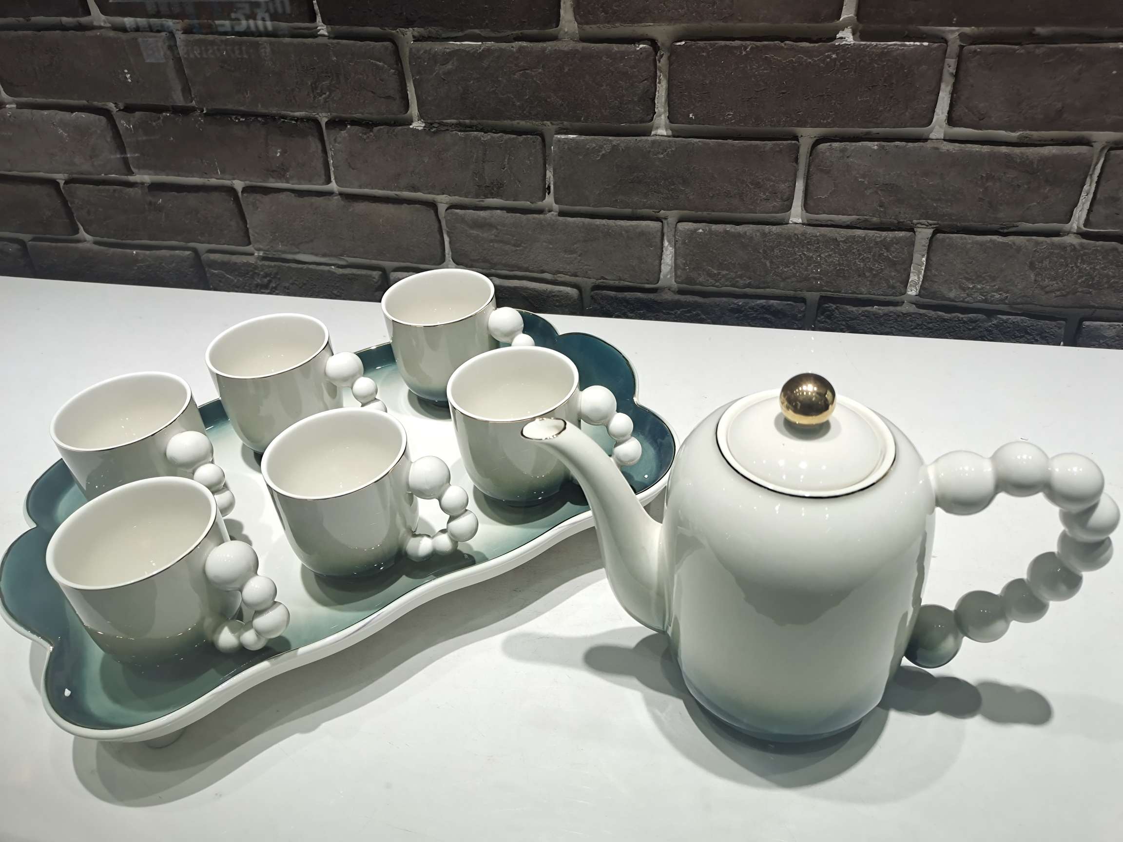 Jingdezhen Ceramic Water Ware European Water Ware Cold Kettle details Picture