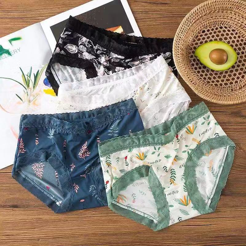 Magic Box Mystery Panties Pure cotton seamless milk ice silk sweet Japanese triangle panties for women