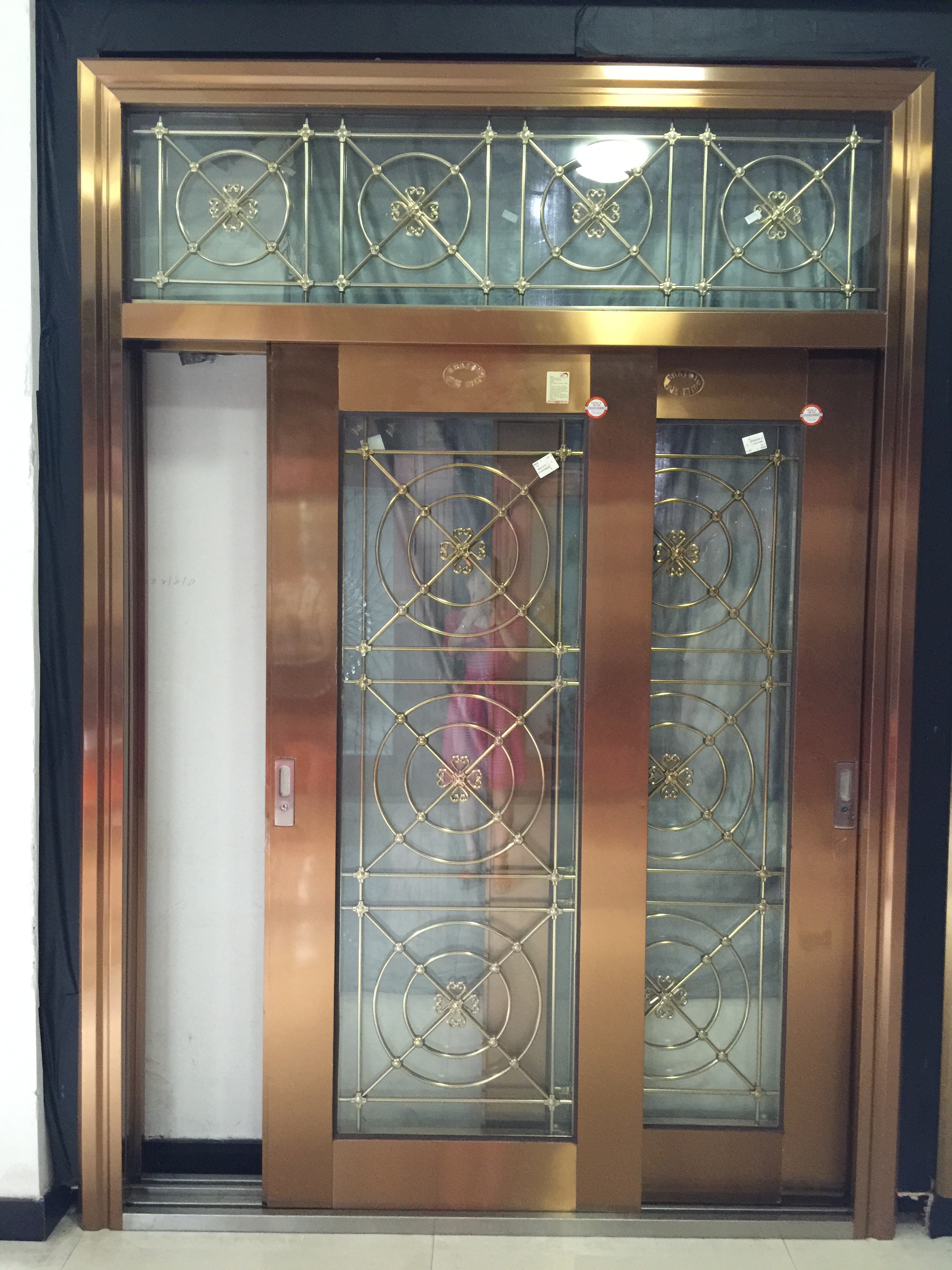 none standard entrance door 2 thumbnail