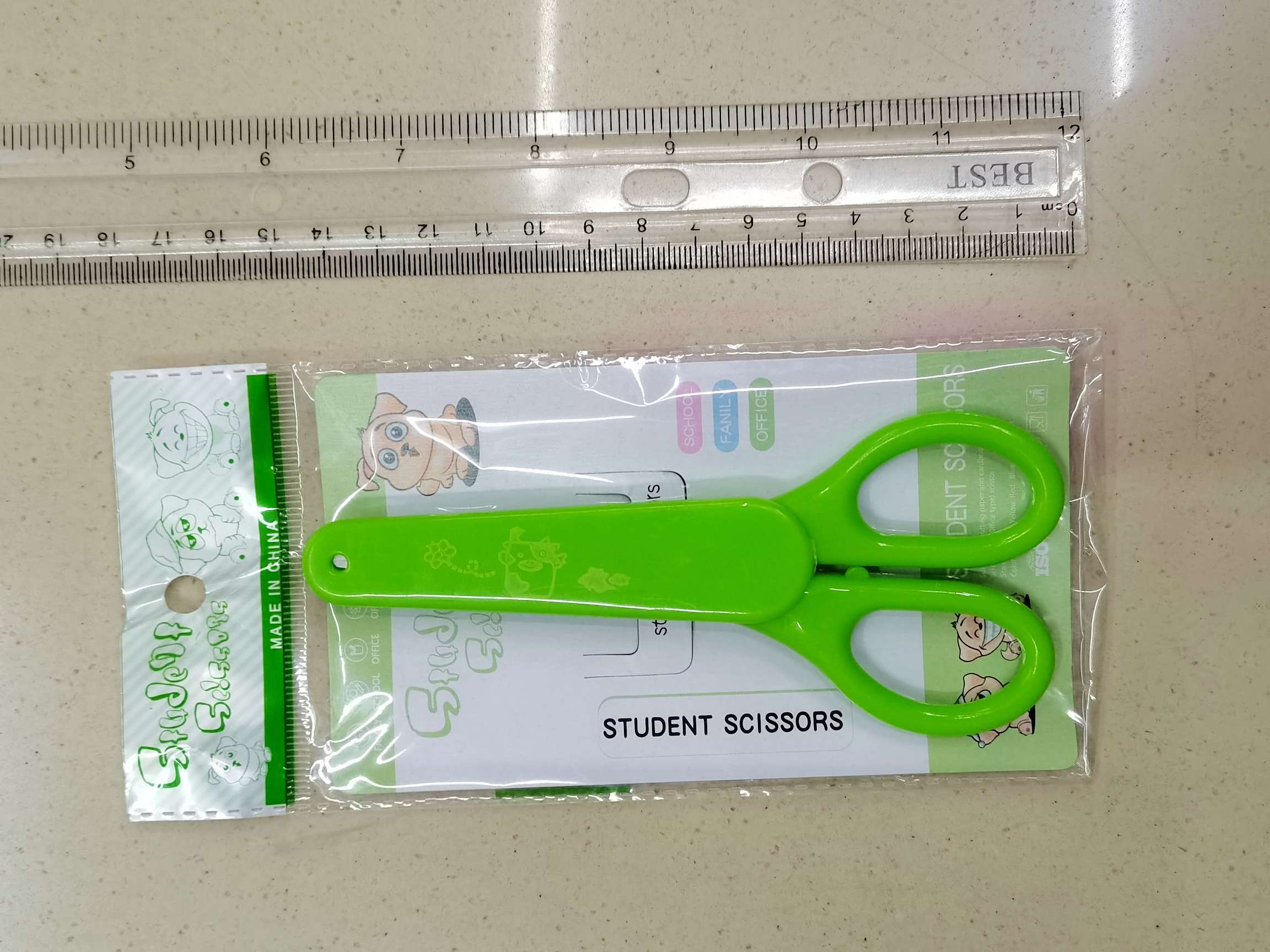 Office and educational knives and scissors, student scissors, stationery scissors, student scissors with sockets
Children's scissors, office scissors undefined