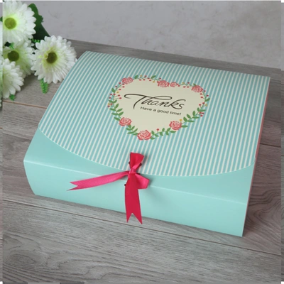 Gift Box Candy Cookie Packaging Box Fashion Gift Box Candy Apple Box Spot Wholesale Can Come To Sample Custom Printing Logo