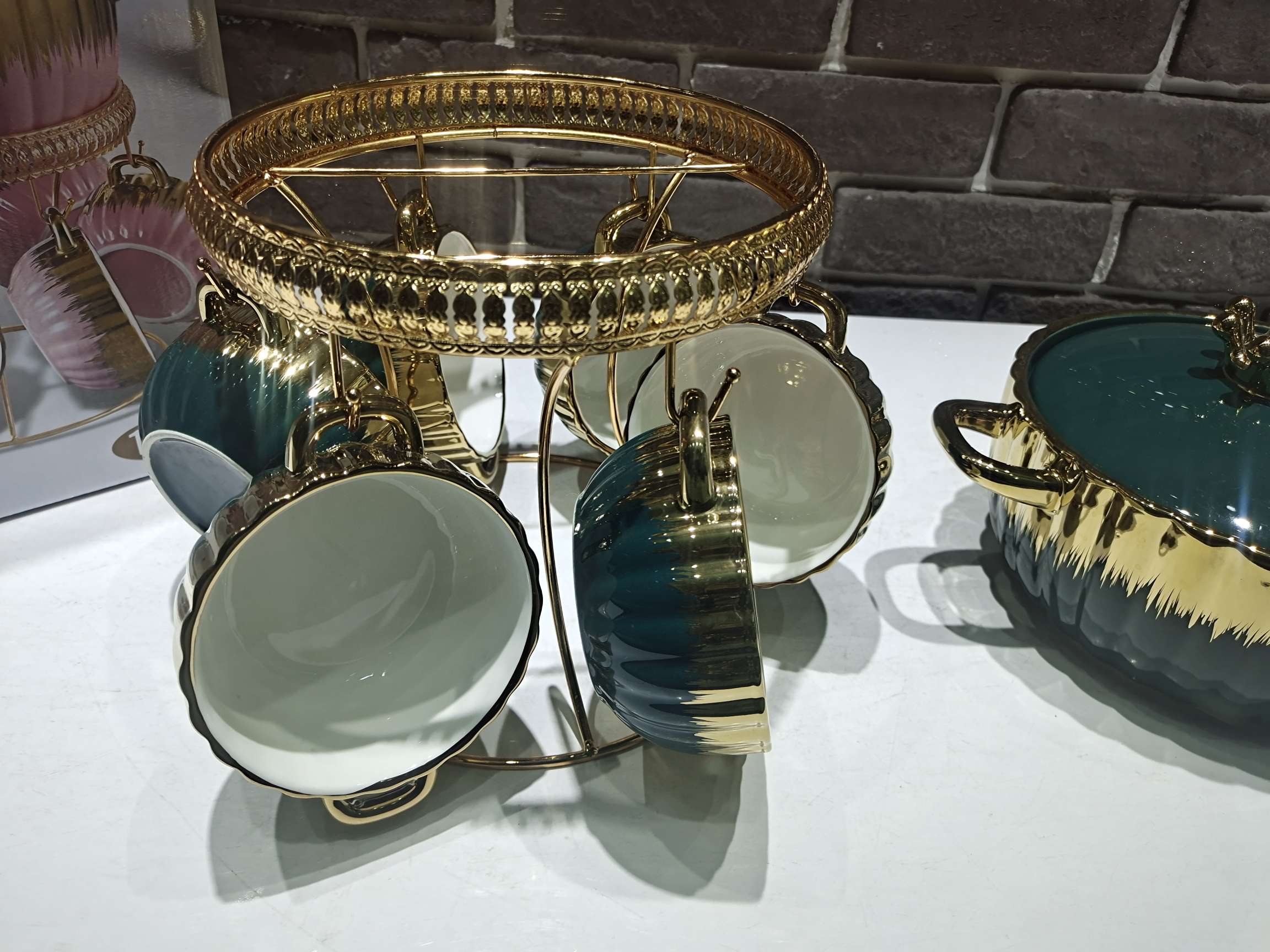 Jingdezhen Ceramic Soup Pot Gold Plated Soup Pot Soup Bowl With Rack Soup Pot Set undefined