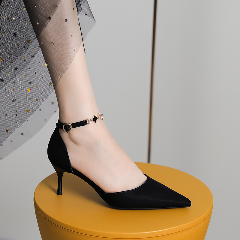 31 32 33 Small Size Women's Shoes Black Satin Korean Version Of Professional One-Line High Heels Women's Mid-Heel Bao Toe Pointed Shoes Specification drawing