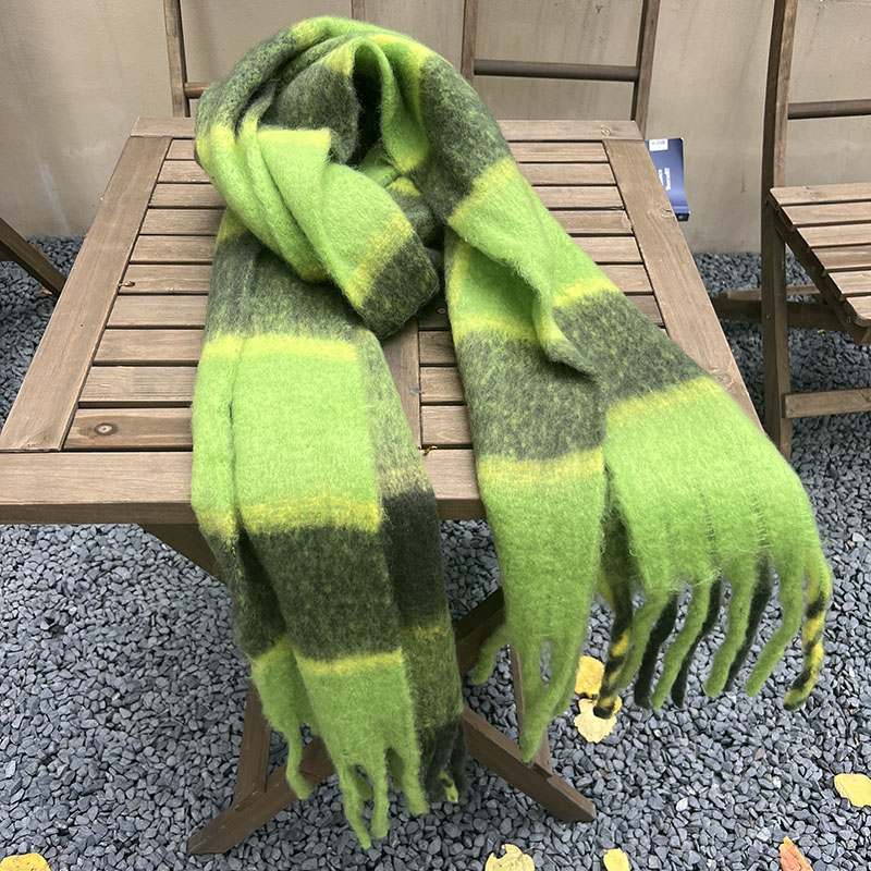 Factory Custom Korean Version Of The New Autumn And Winter Fringe Thick Warm Color Contrast Plaid Imitation Cashmere Scarf Specification drawing