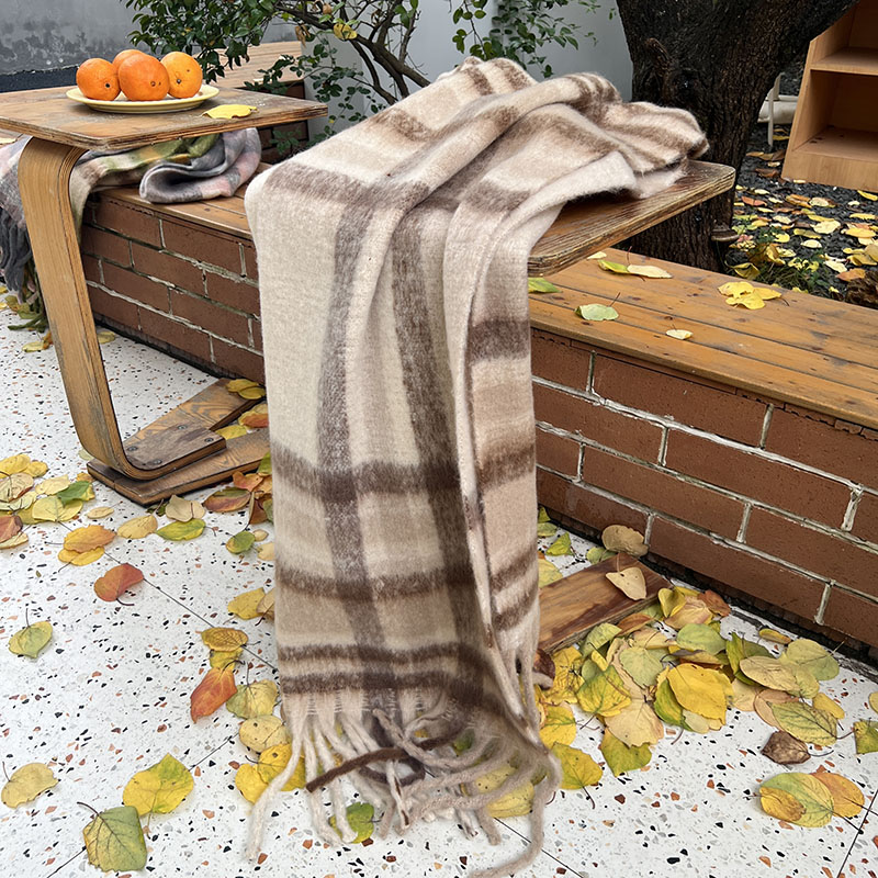 Factory Custom Korean Version Of The New Autumn And Winter Fringe Thick Warm Color Contrast Plaid Imitation Cashmere Scarf