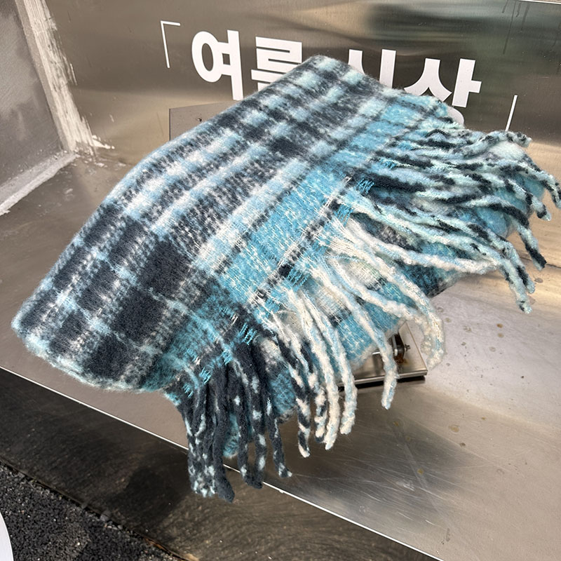 Factory Custom Autumn And Winter New Korean Version Of Male And Female Students With The Same Scarf With Thick Fringe Color Plaid Scarf details Picture