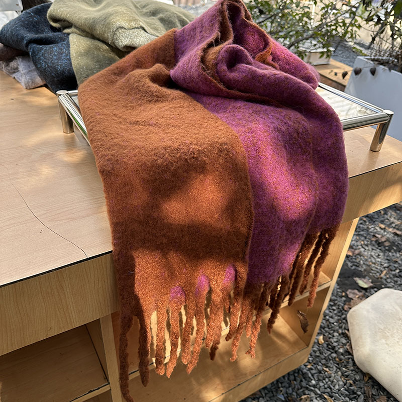 Factory Custom Autumn And Winter New Warm Korean Version Of Senior Sense Shawl Men And Women's All-In-One Retro Double-Sided Scarf Item Picture