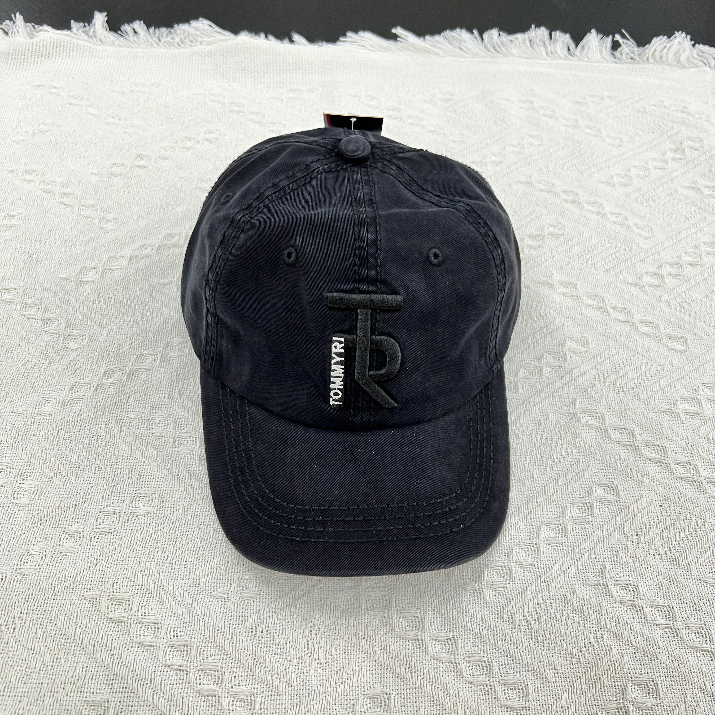 Meichen Hat Industry customizes washed cotton festival hats, men's headscarves, baseball caps, and versatile washed baseball ponytails for Christmas parties Specification drawing