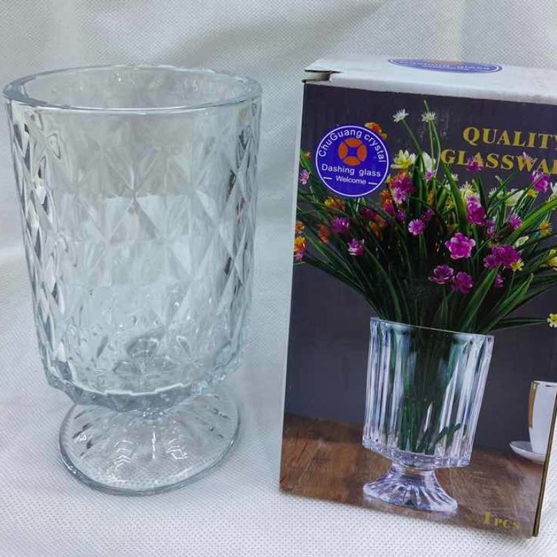 Yuxing 2023 New BT series Italian-style crystal glass Vase handicrafts for living room, office, hotel and home decoration vase ornaments, pen holder crystal glass vase Application Scenario