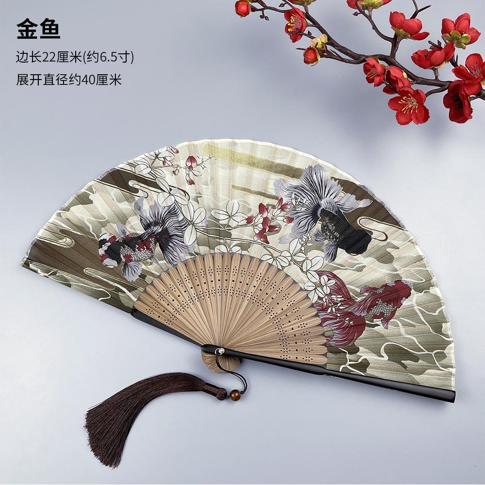 Ladies Matte lacquer Real Silk folding fan Chinese style folding fan Japanese style folding fan summer Hanfu cheongsam and wind gift dance fan details Picture