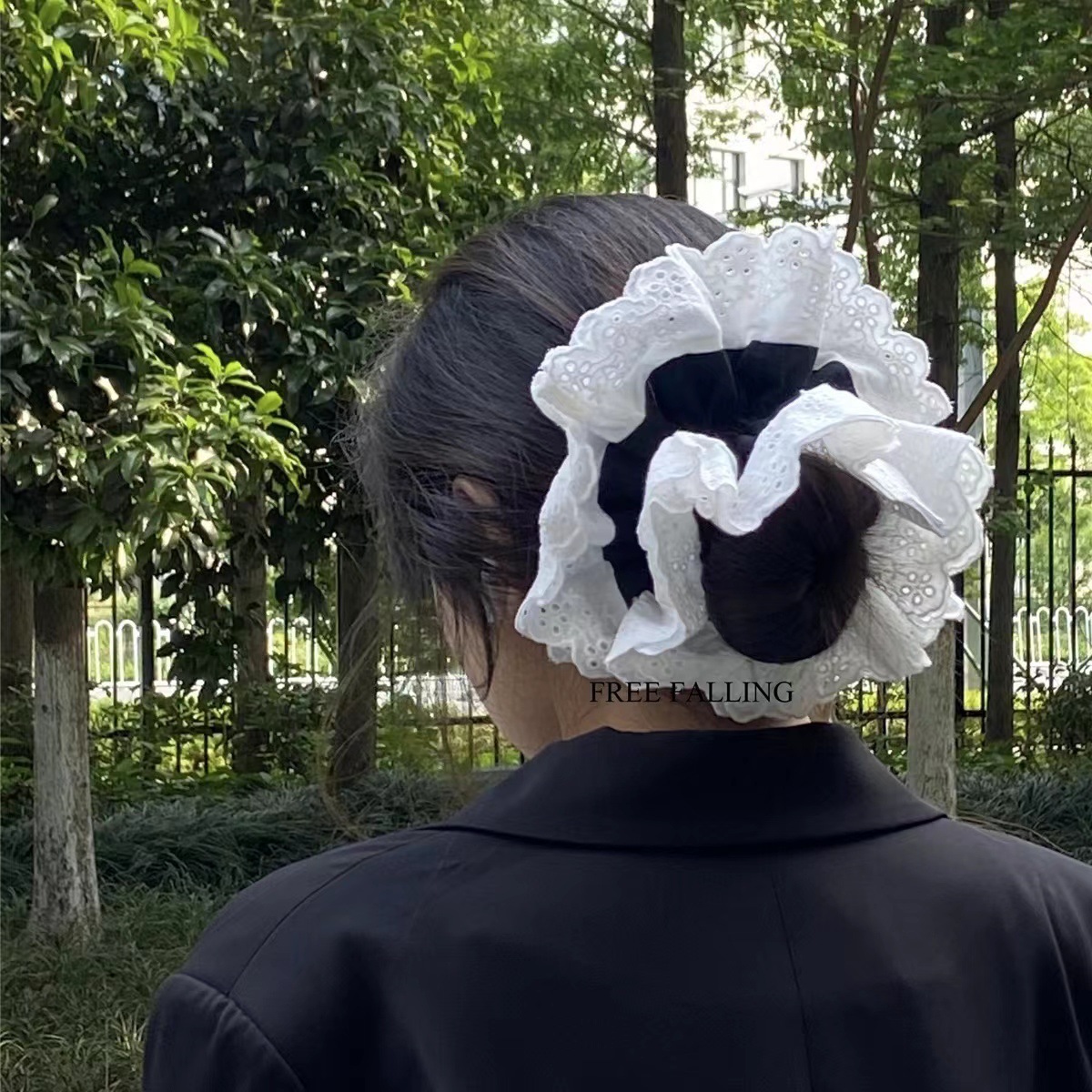 Blogger Recommended ~ Double Lace Scrunchie French Hollowout Handmade Four Layers Of Lace Large Double Lace Large Colon Circle Four Layers Of Lace Item Picture