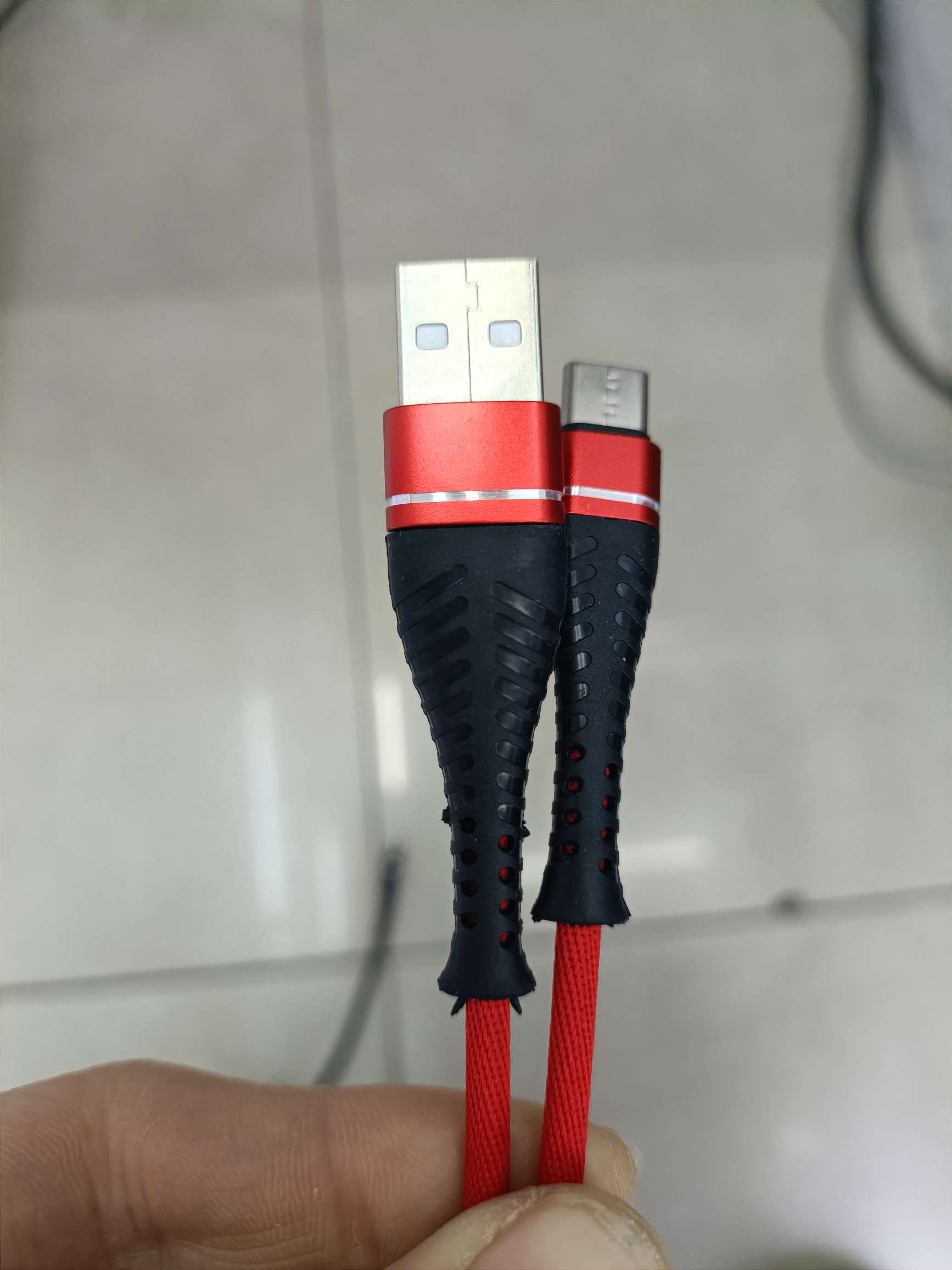 One meter fishbone highlight edge 140 copper data cable mobile phone data cable spot wholesale Application Scenario