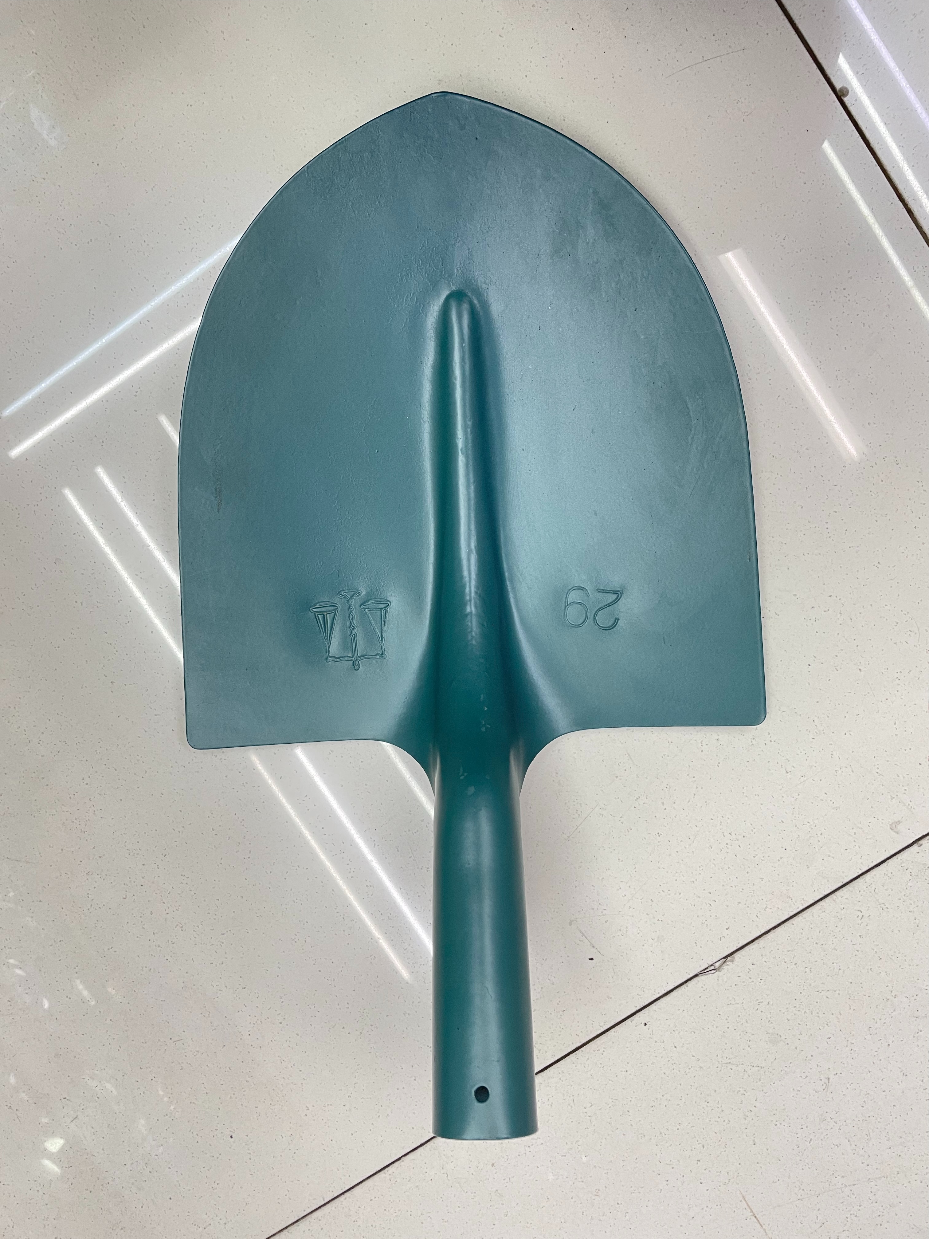 S509-29 Pointed Spade