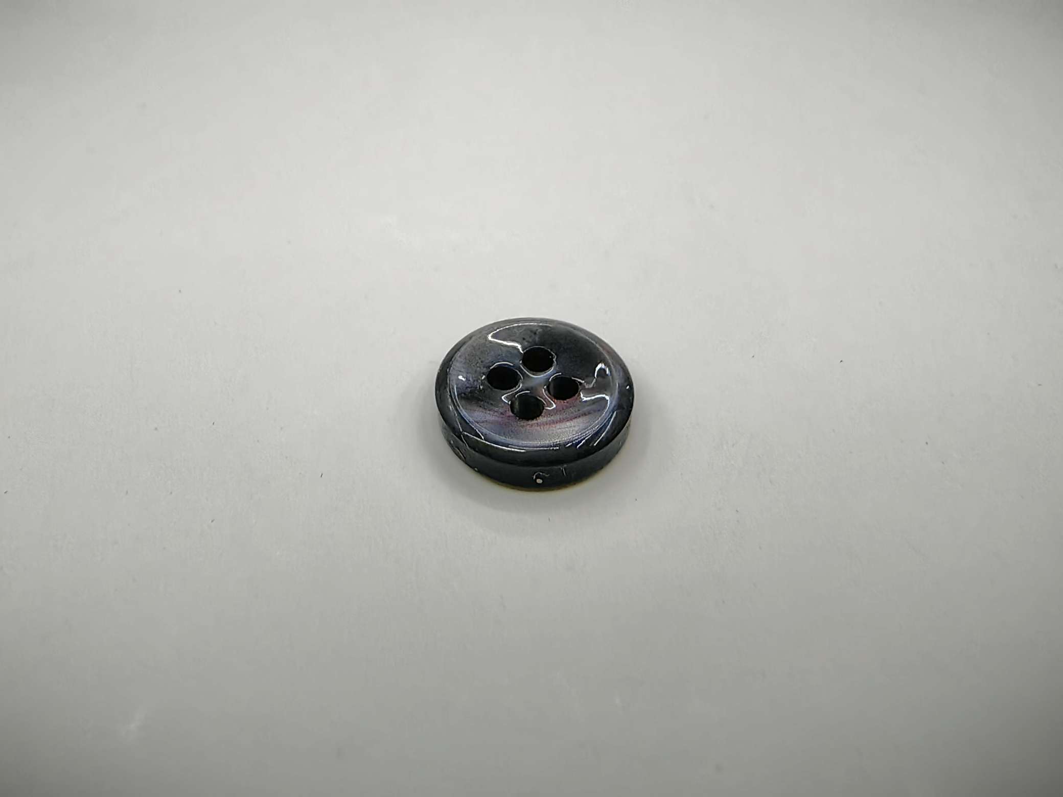 衬衫纽扣子UV电镀钮扣 英文衬衫扣子 四眼DIY纽扣