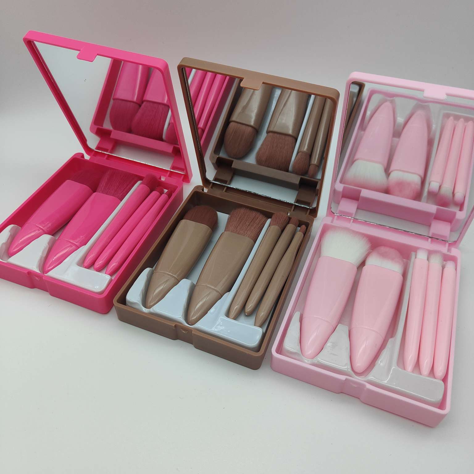5 set brush with mirror Easy to carry makeup brush Blush brush eyeshadow brush Lip brush 26414 Sendre makeup tools