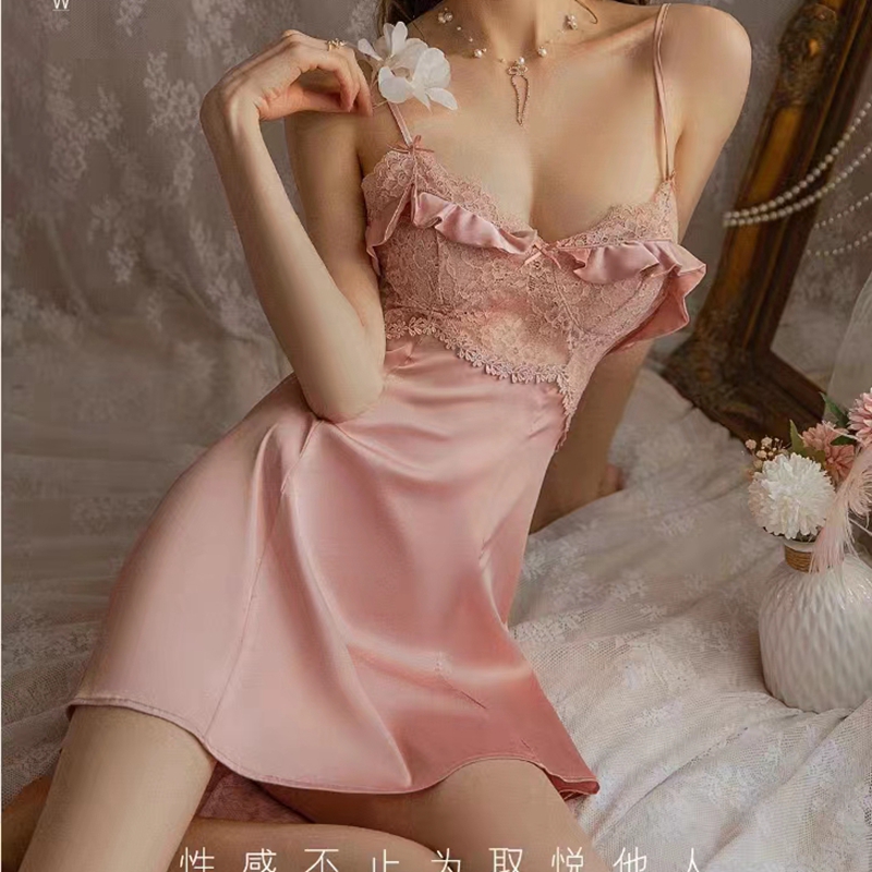 Dreamy red and pink sexy pajama for women, a thin summer dress with a chest cushion and halter, a pure and sensual style that is popular among Internet celebrities details Picture