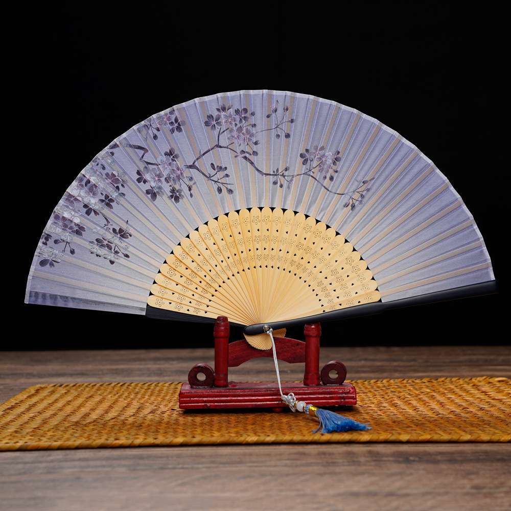 6 inch female fan carved folding fan Real silk folding fan Japanese style summer Hanfu cheongsam and wind gift dance folding fan Specification drawing