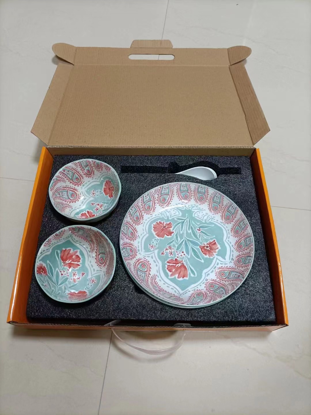 Jingdezhen Tableware Small Set Bone China Tableware Gift Tableware Application Scenario