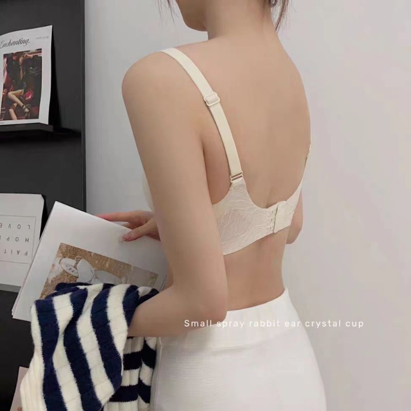 Dreamy red and pink small wave spaghetti-strap ultra-thin seamless underwear, women's lace rabbit ears, no steel rings, large chest to look small, lace-up accessory bra cover details Picture