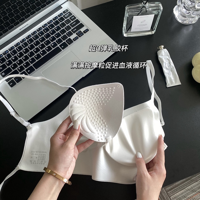 梦幻红粉无痕美背内衣大U型薄款大胸显小少女文胸露背甜美爆款详情8