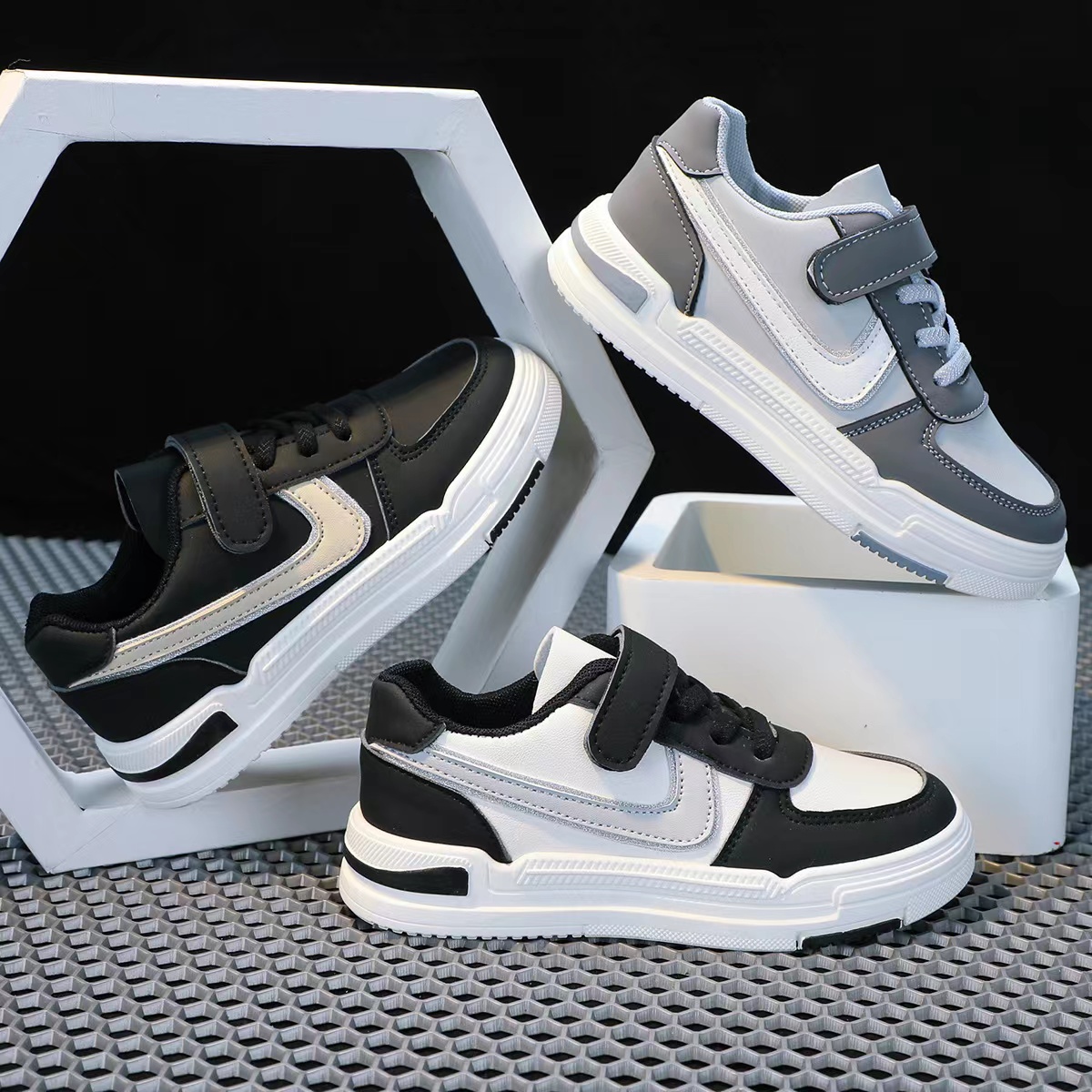 43361 (customized for foreign trade) 2023 new student shoes sports shoes P010