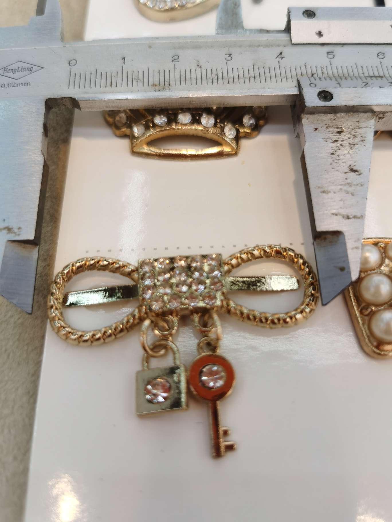 Bow Key Lock Accessories Label Manufacturers Wholesale Wholesale Variety details Picture