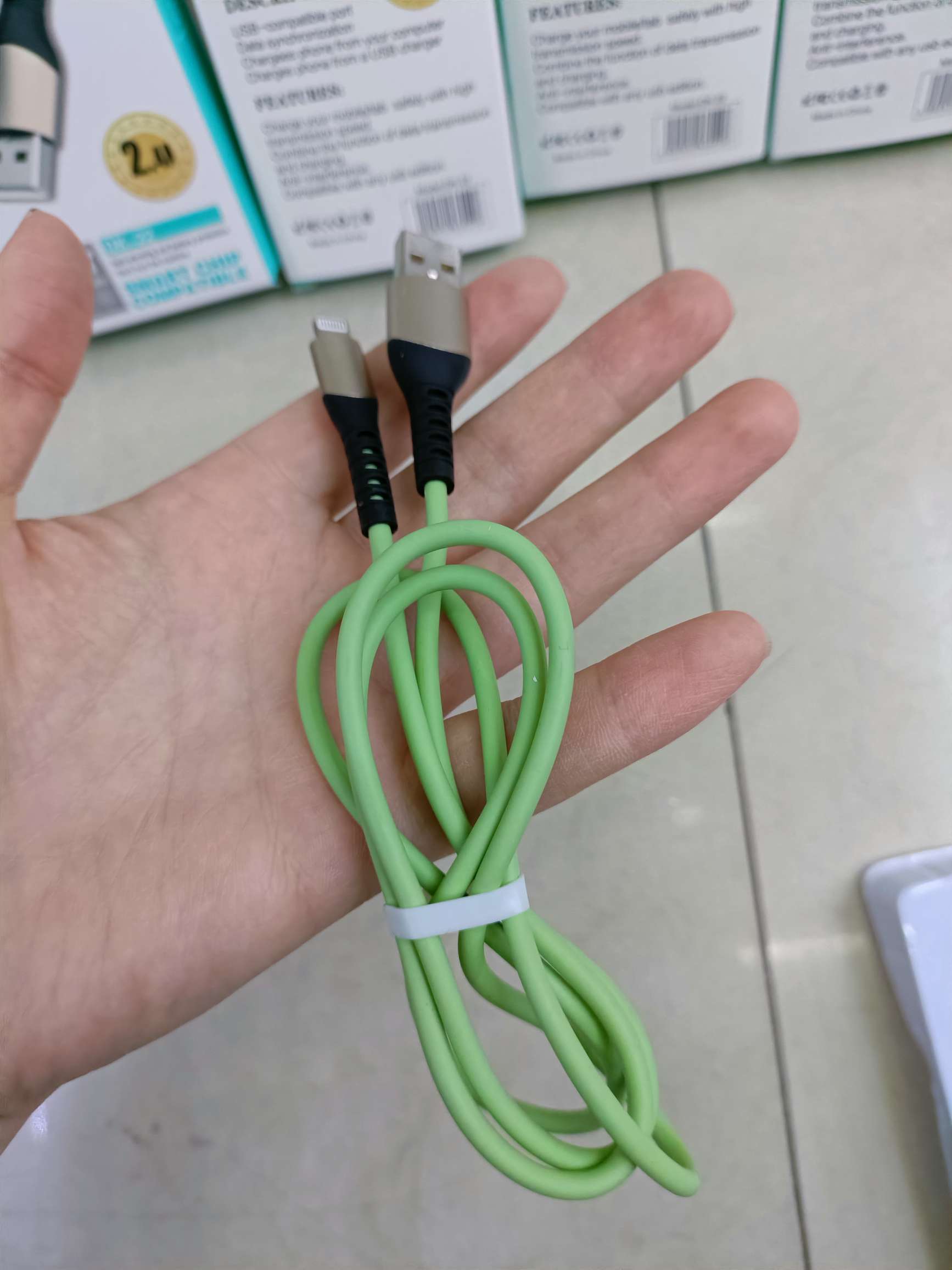 Macaron zinc alloy data cable Mobile phone data cable Specification drawing