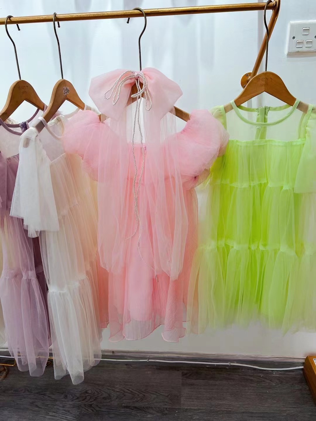Chemical fiber gauze skirt for girls Specification drawing