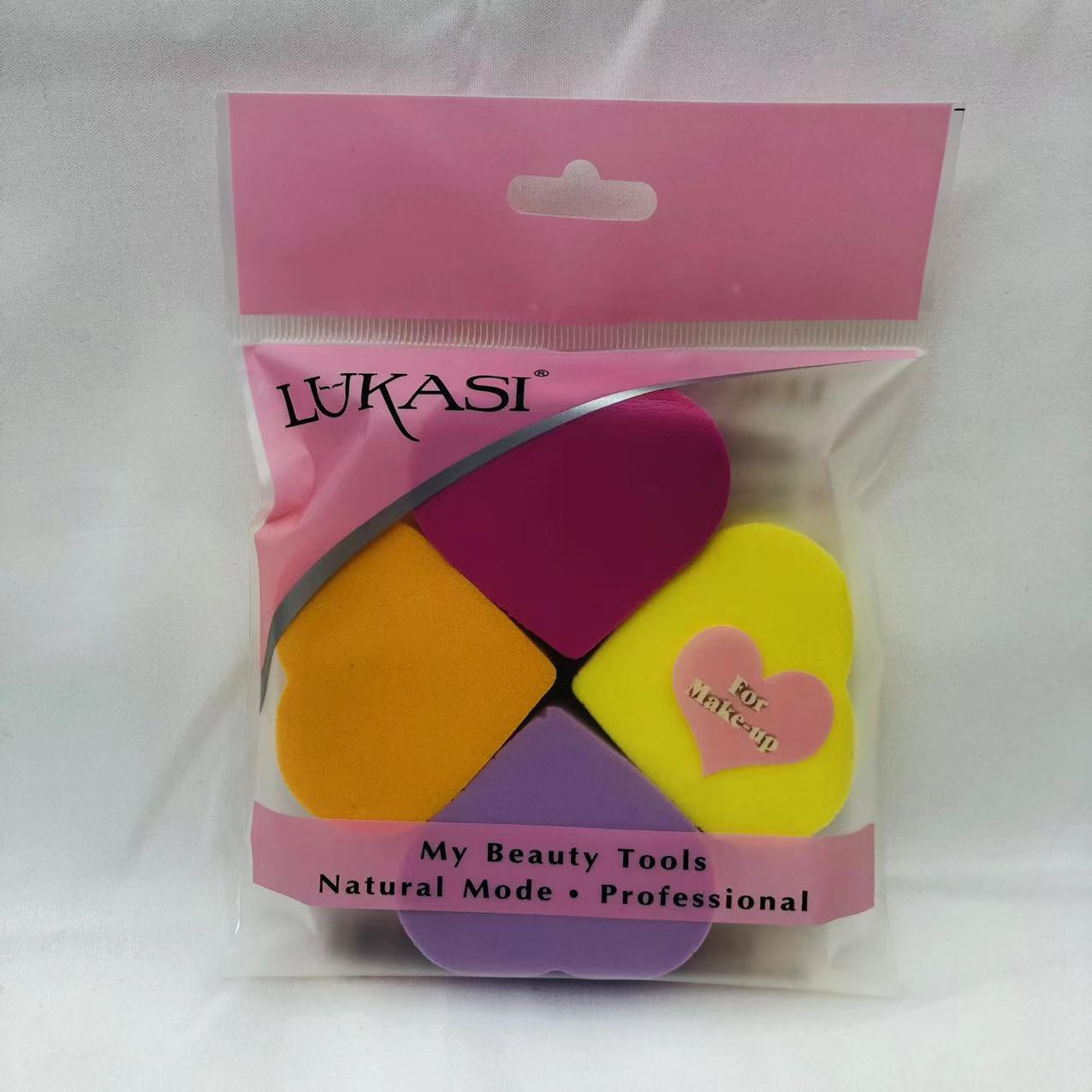 Heart Latex Powder Puff Blend Makeup Puff Application Scenario