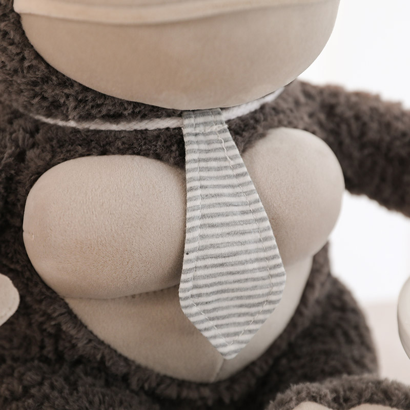 2023 New Gorilla Doll Plush Toy Cute Male And Female Bedroom Birthday Gift Plush Toy 40M Application Scenario